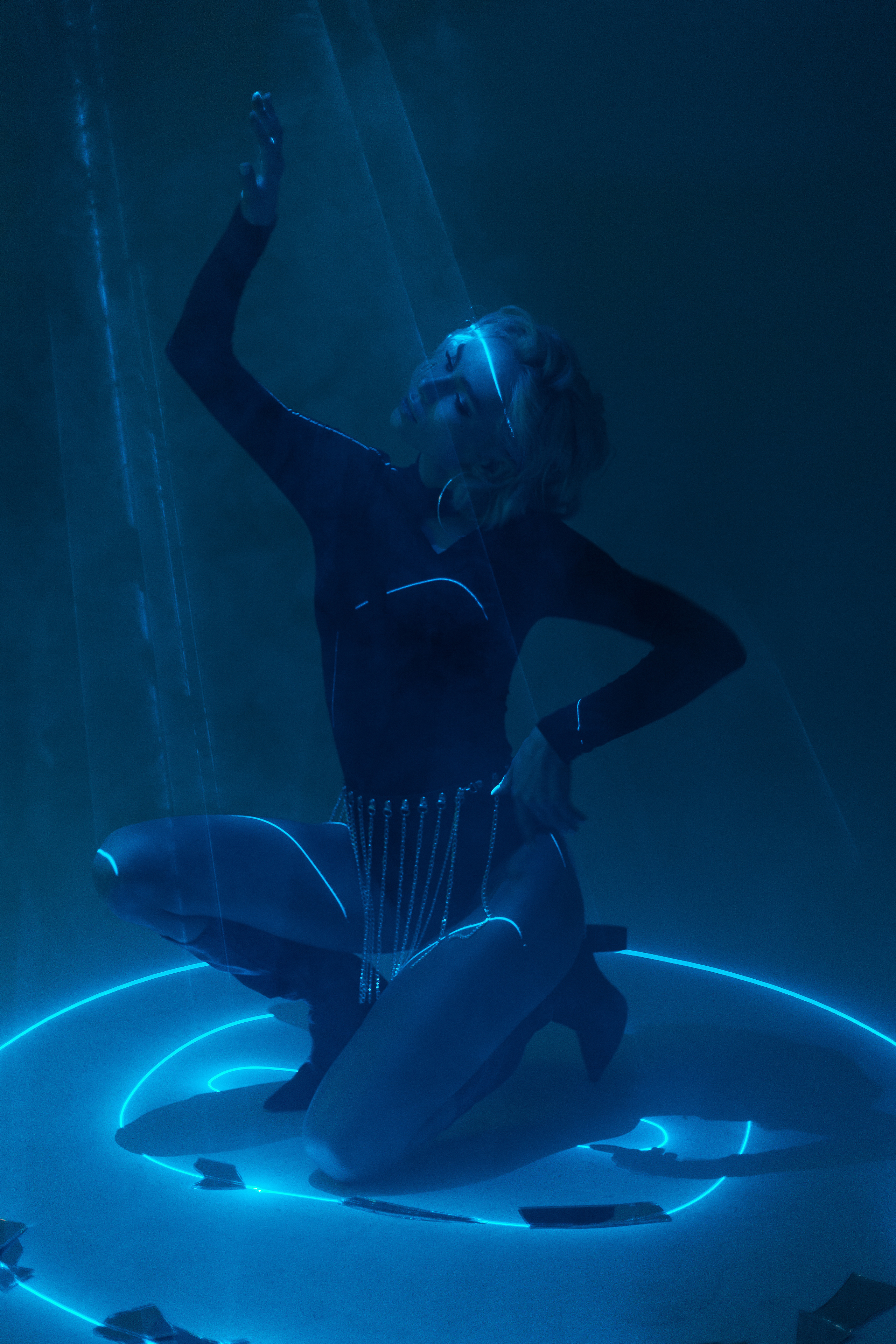 Съемка с лазерами. Фотограф Наталия Федосова, г. Москва. TG и Instagram @nataliya_raw