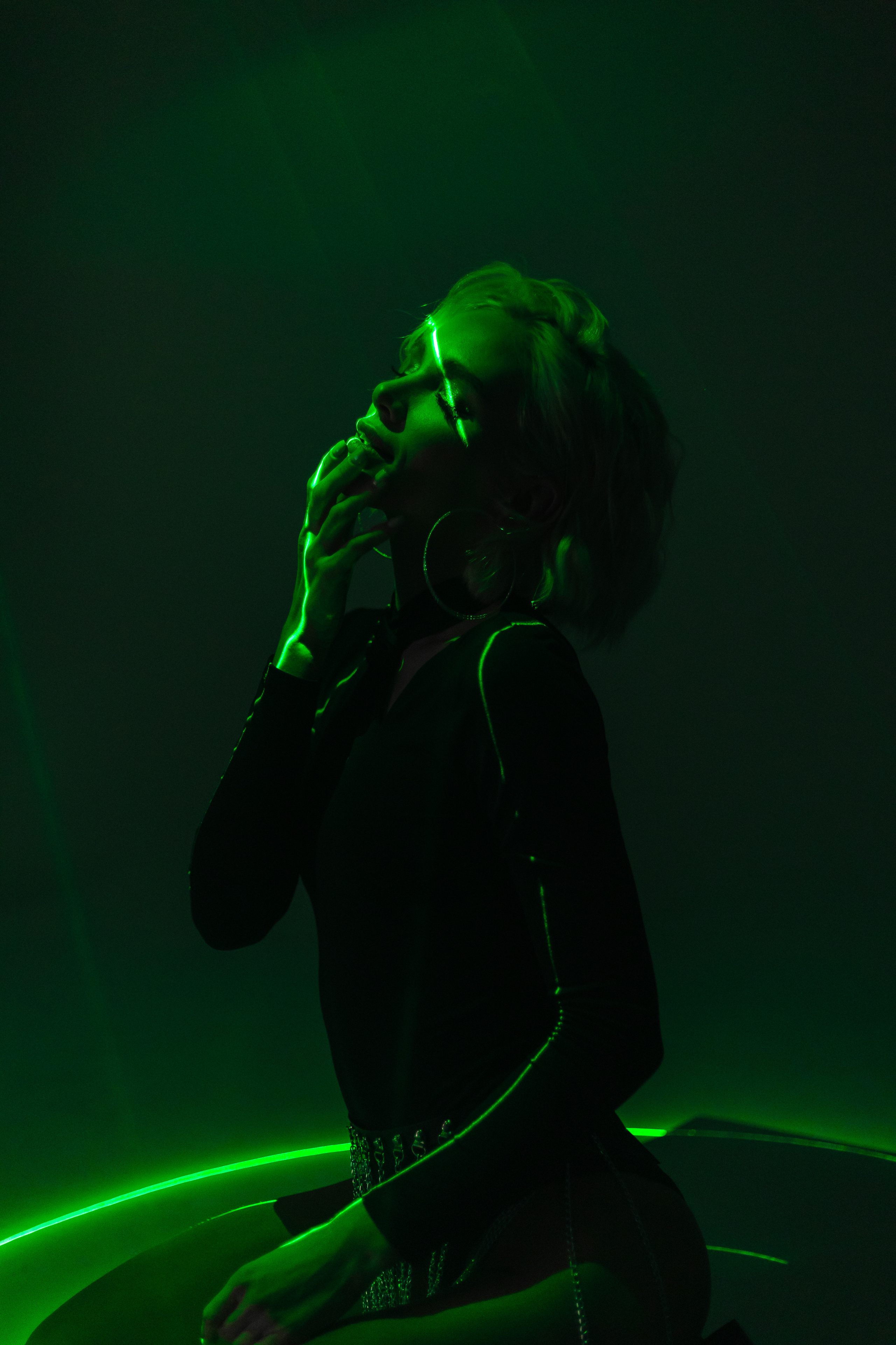 Съемка с лазерами. Фотограф Наталия Федосова, г. Москва. TG и Instagram @nataliya_raw