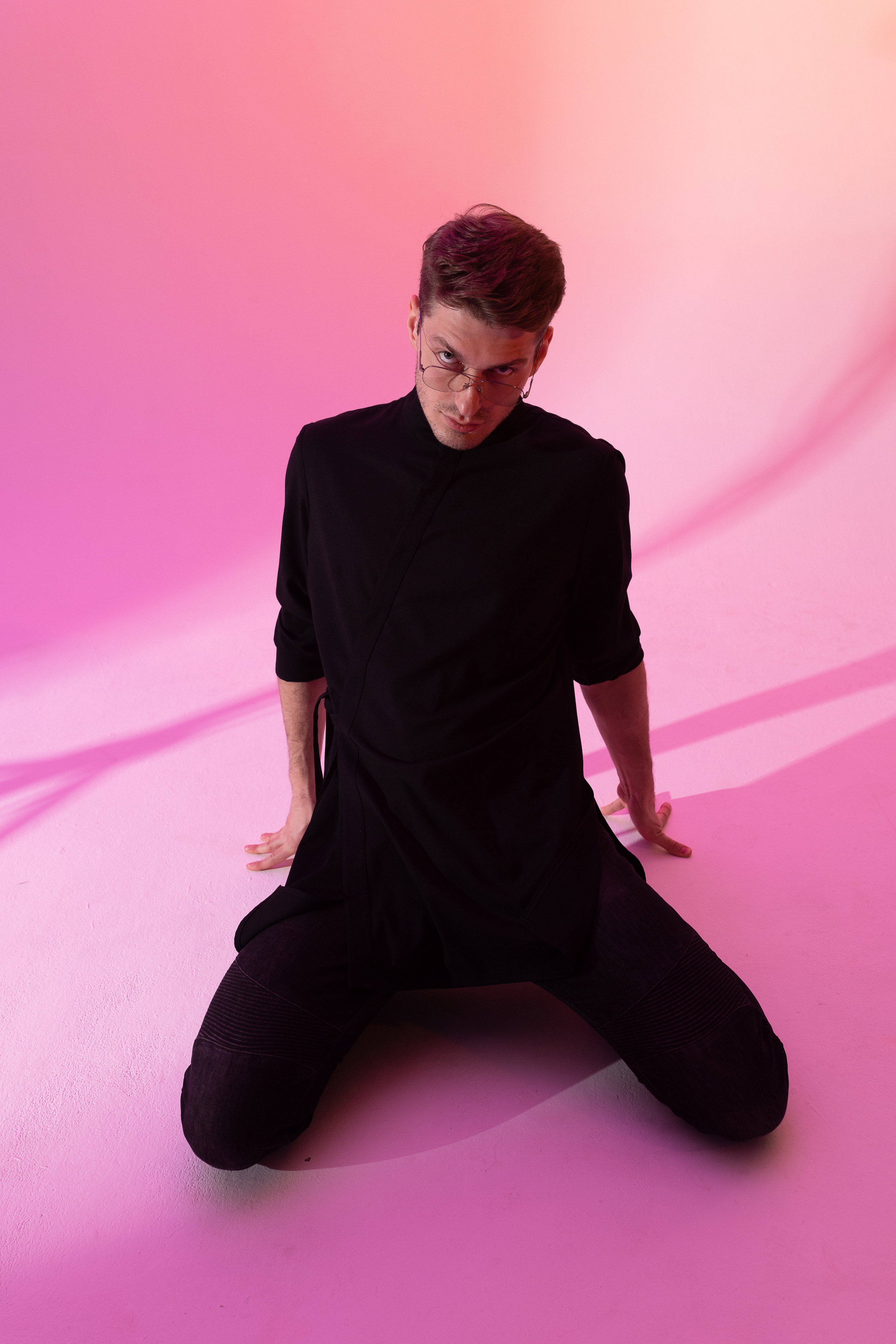 Борис Бороздин, съемка в студии. Фотограф Наталия Федосова, г. Москва. TG и Instagram @nataliya_raw