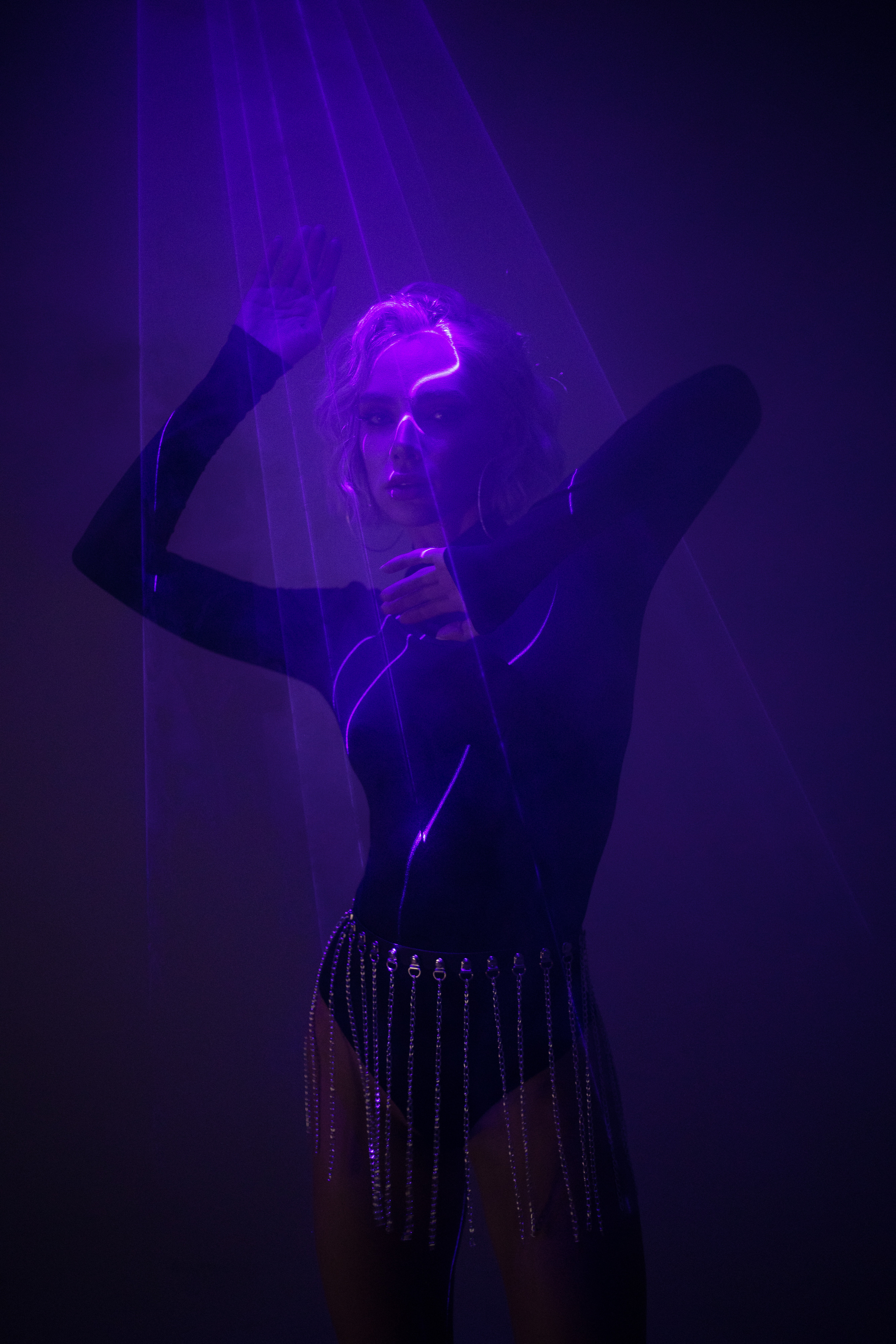 Съемка с лазерами. Фотограф Наталия Федосова, г. Москва. TG и Instagram @nataliya_raw