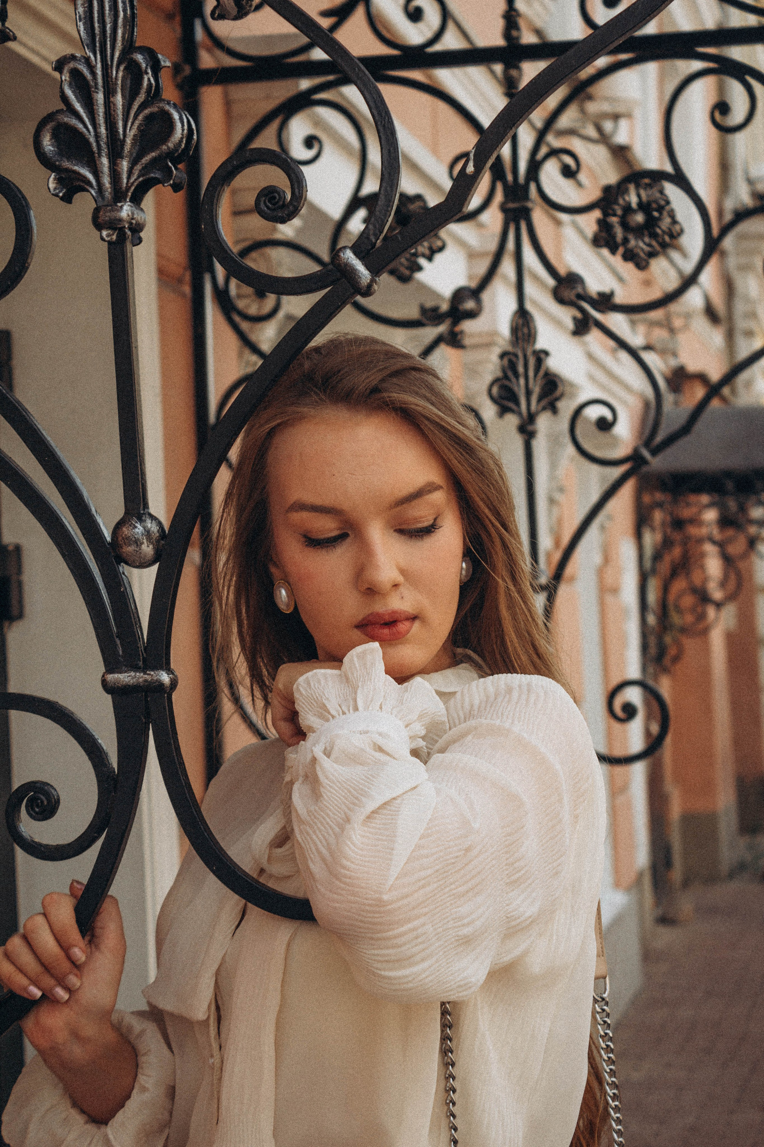Sofiya. Я — Алёна и я фотографирую красиво (е)