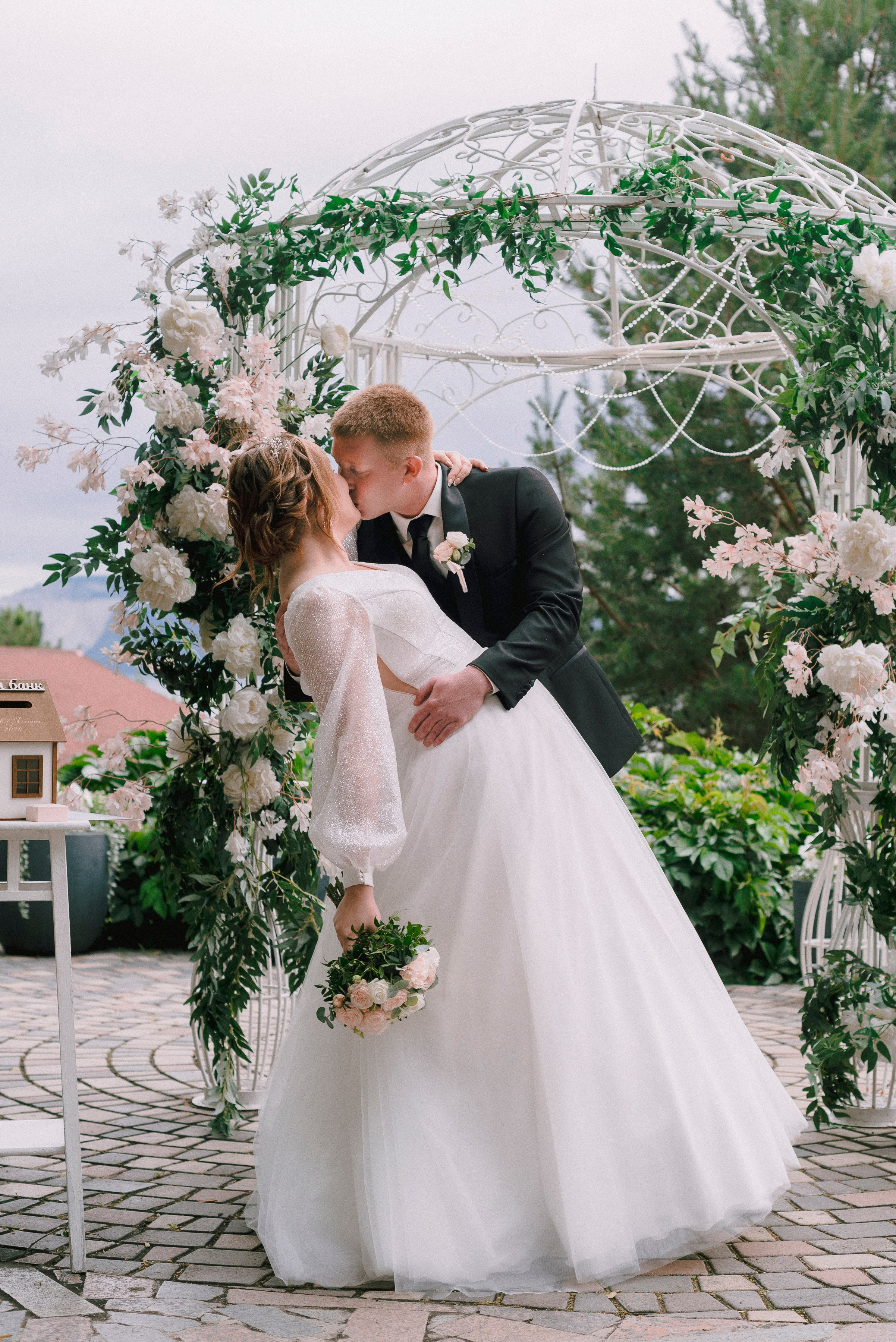 Свадебная фотосессия. Анонс. Свадебный и контент- фотограф в Тольятти, Самаре, Москве Яна Уруева