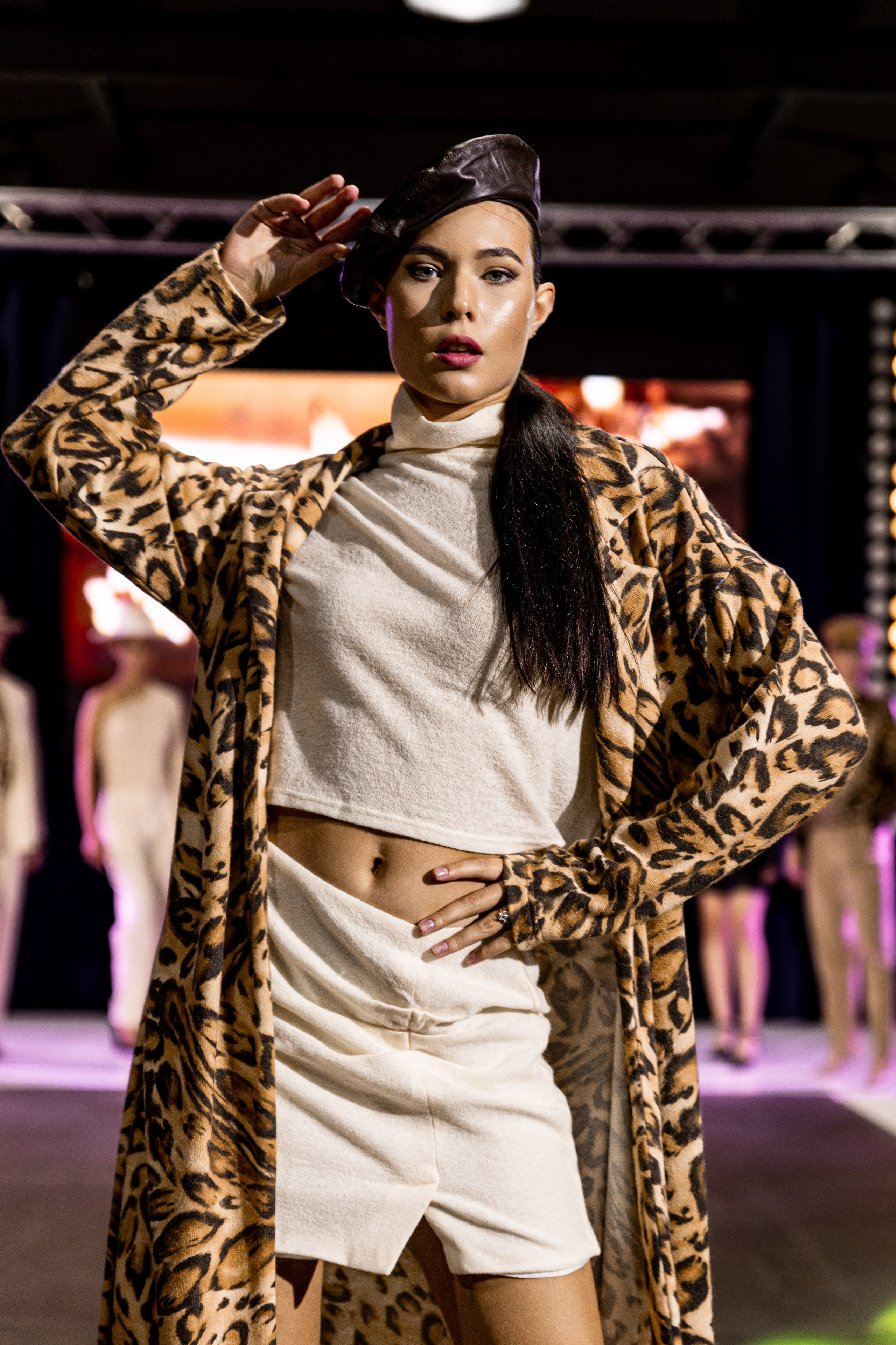 Модное шоу «Fashion V»