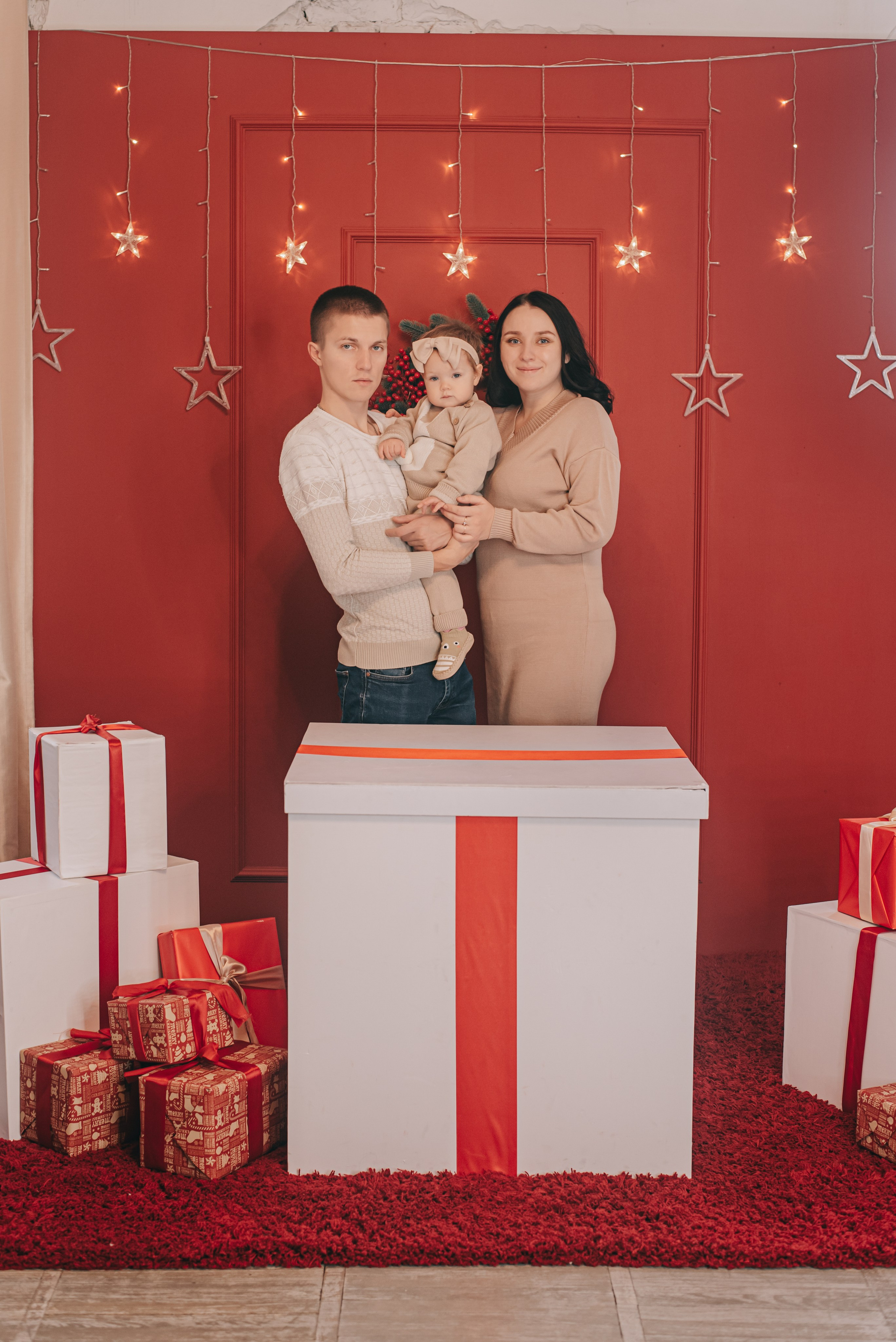 Новогодняя съёмка Никиты, Даши и Варвары. Фотограф в Краснодаре Зеленкина Дарья