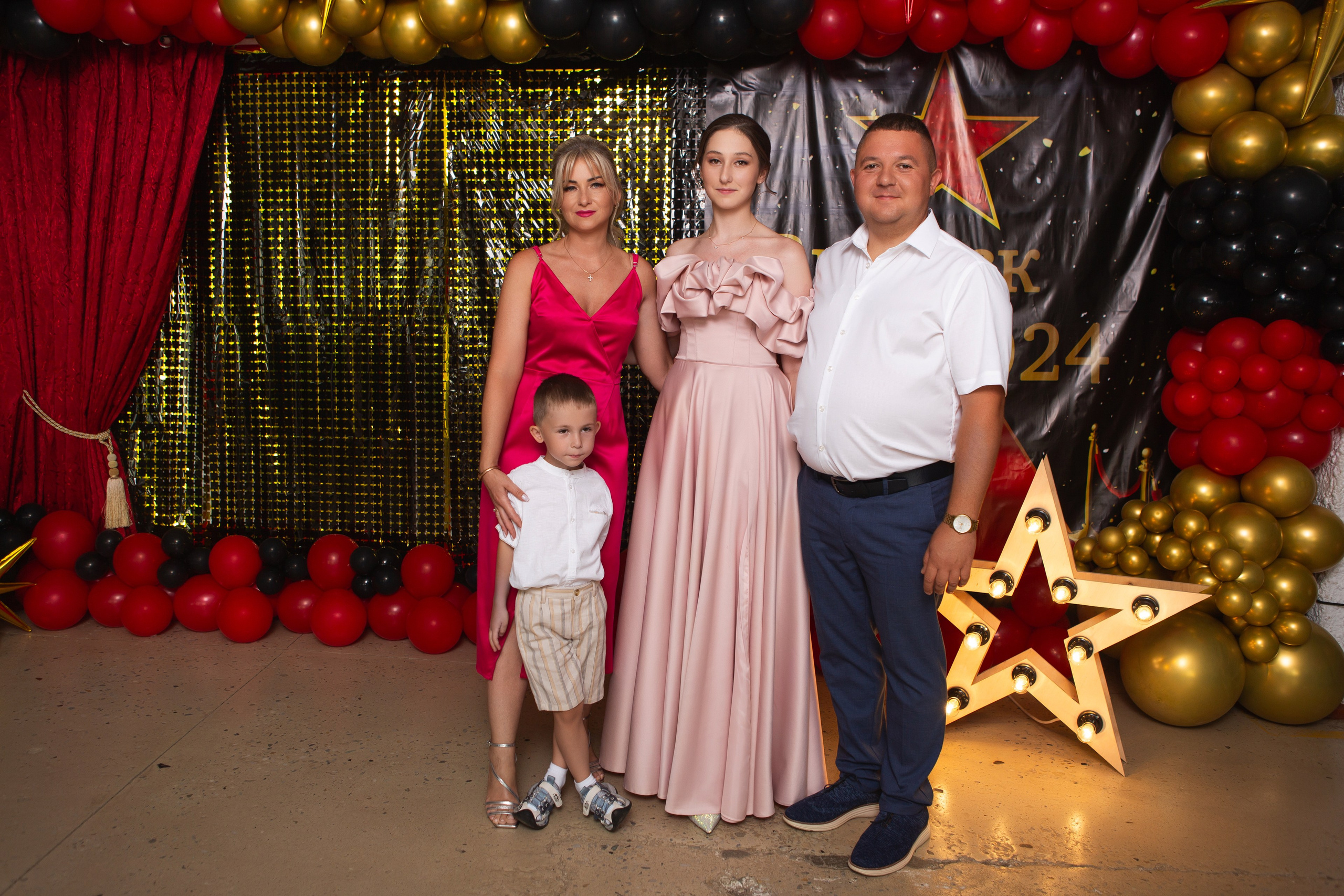 ФОТОСЕССИЯ С РОДИТЕЛЯМИ «ВЫПУСКНОЙ» 2024 г. 9 ШКОЛА г. МЦЕНСК. ТВОЙ АЛЬБОМ / ТВОИ ПРАВИЛА