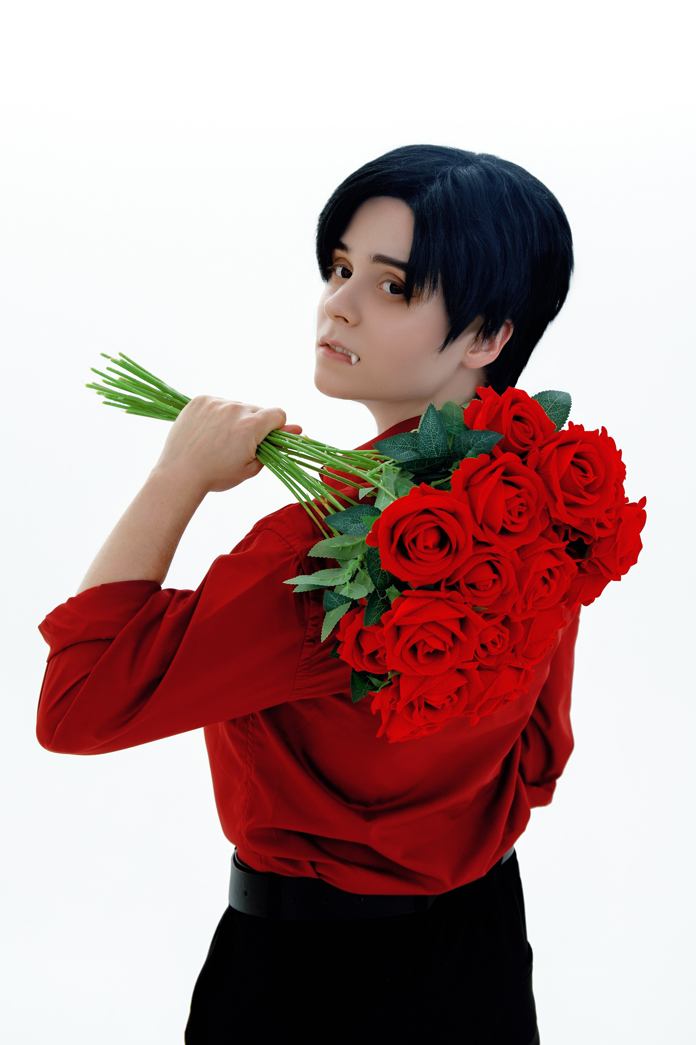 ALIEN STAGE: Ivan & Till [lovehate AU]. Polaroud love