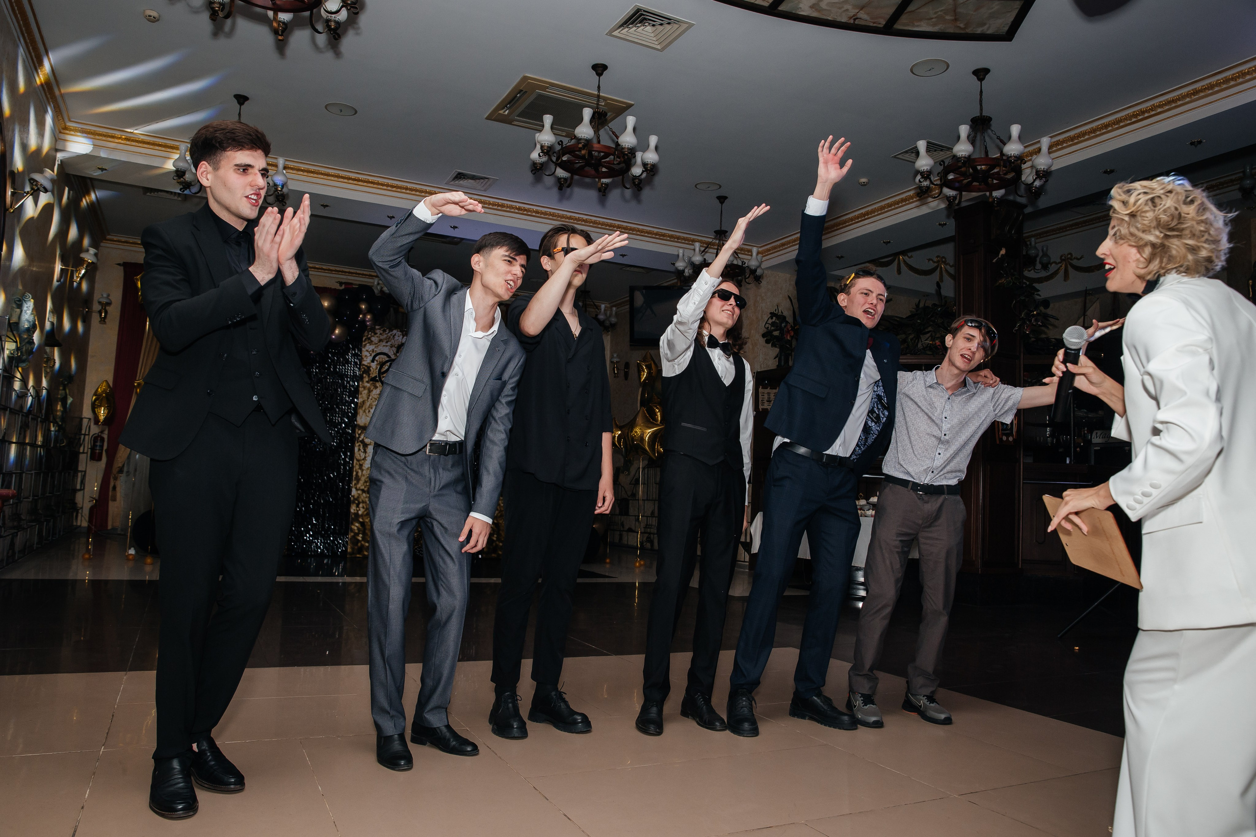 Выпускной 11 класс. Фотограф Любава Колесник. Выпускные альбомы в Крымском районе