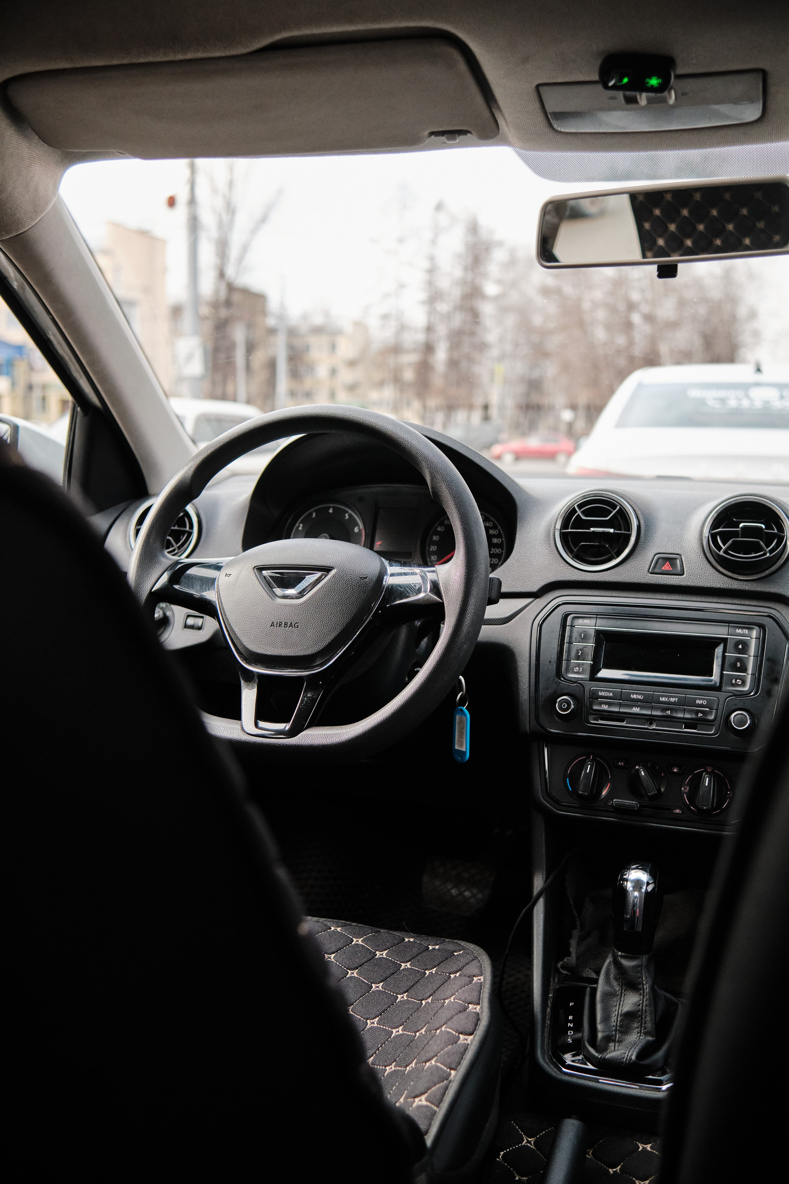 Новый автопарк Яндекс такси в Новокузнецке. Свадебный и семейный фотограф в Новокузнецке Иван Иванов