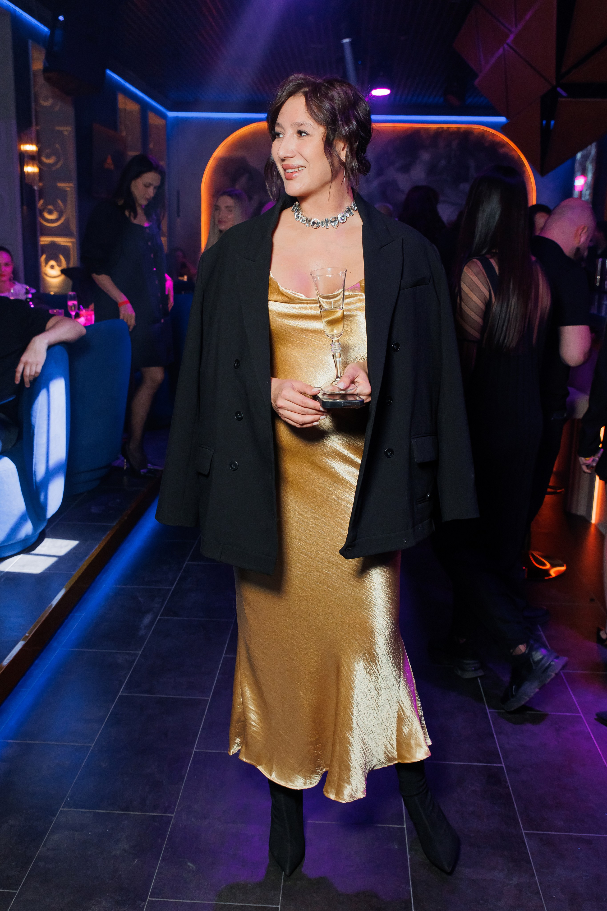 ЛУВР [Открытие Ночного клуба]. СВОИ. ФОТООТЧЕТЫ-СОБЫТИЯ-МЕСТА