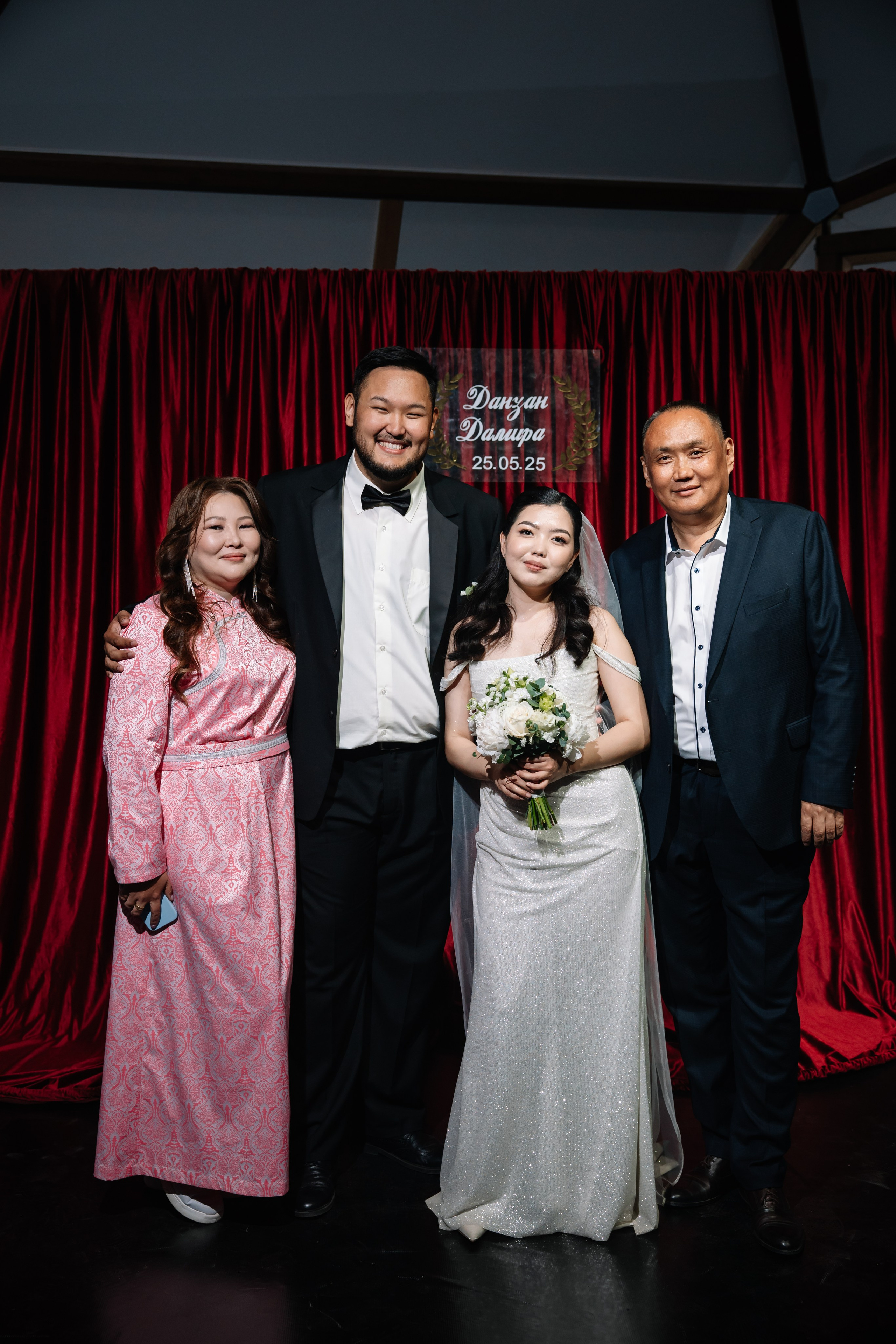 Данзан и Дамира. Свадебный и семейный фотограф в Элисте Лиджик Сарлов