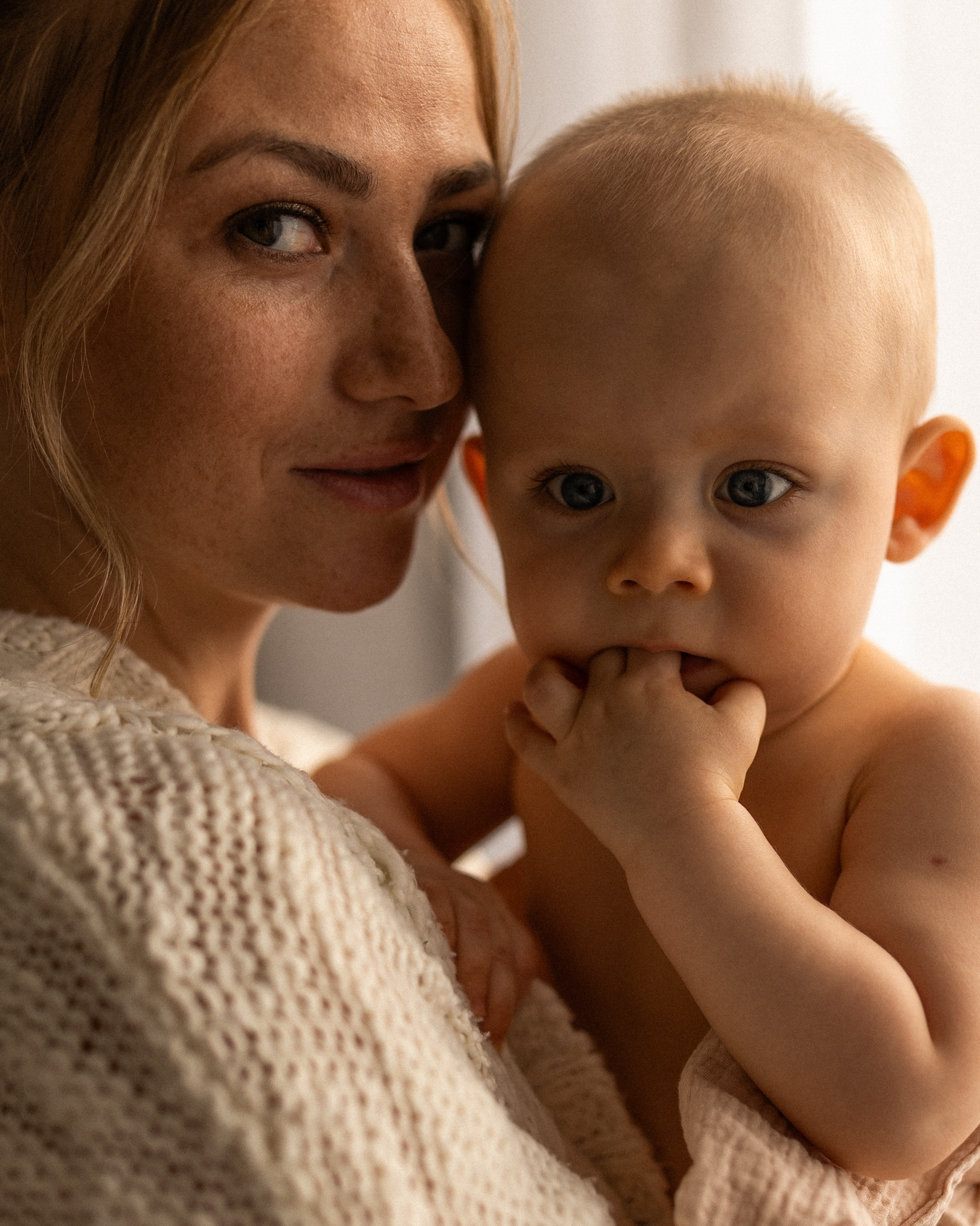 Уютная домашняя история семьи в Челябинске. Семейный фотограф, фотограф на роды в Челябинске Калистратова Кристина
