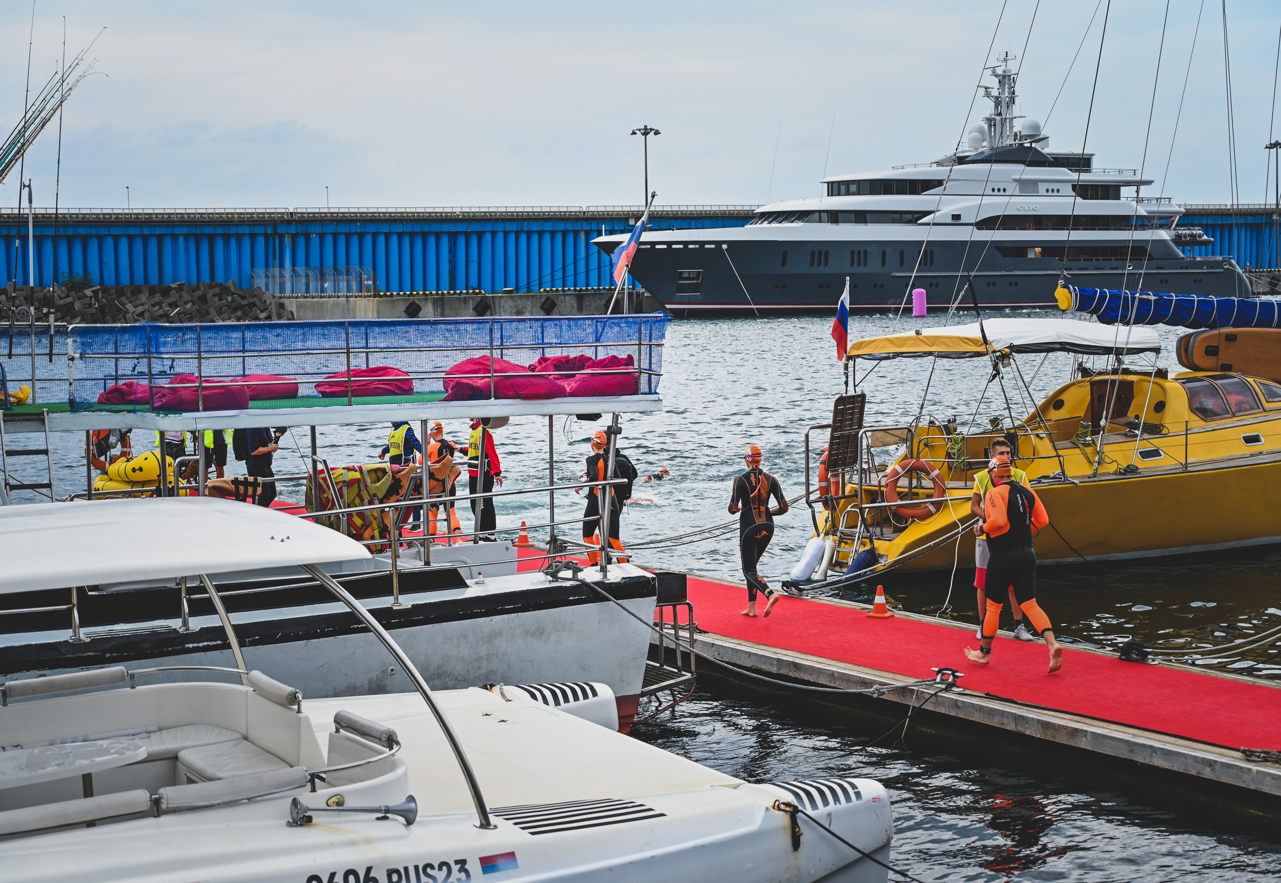 Команда «Орто-Спорт» ДЕНЬ IRONSTAR SPRINT & OLYMPIC SOCHI СИРИУС. Фотографирую счастливых людей в Сочи
