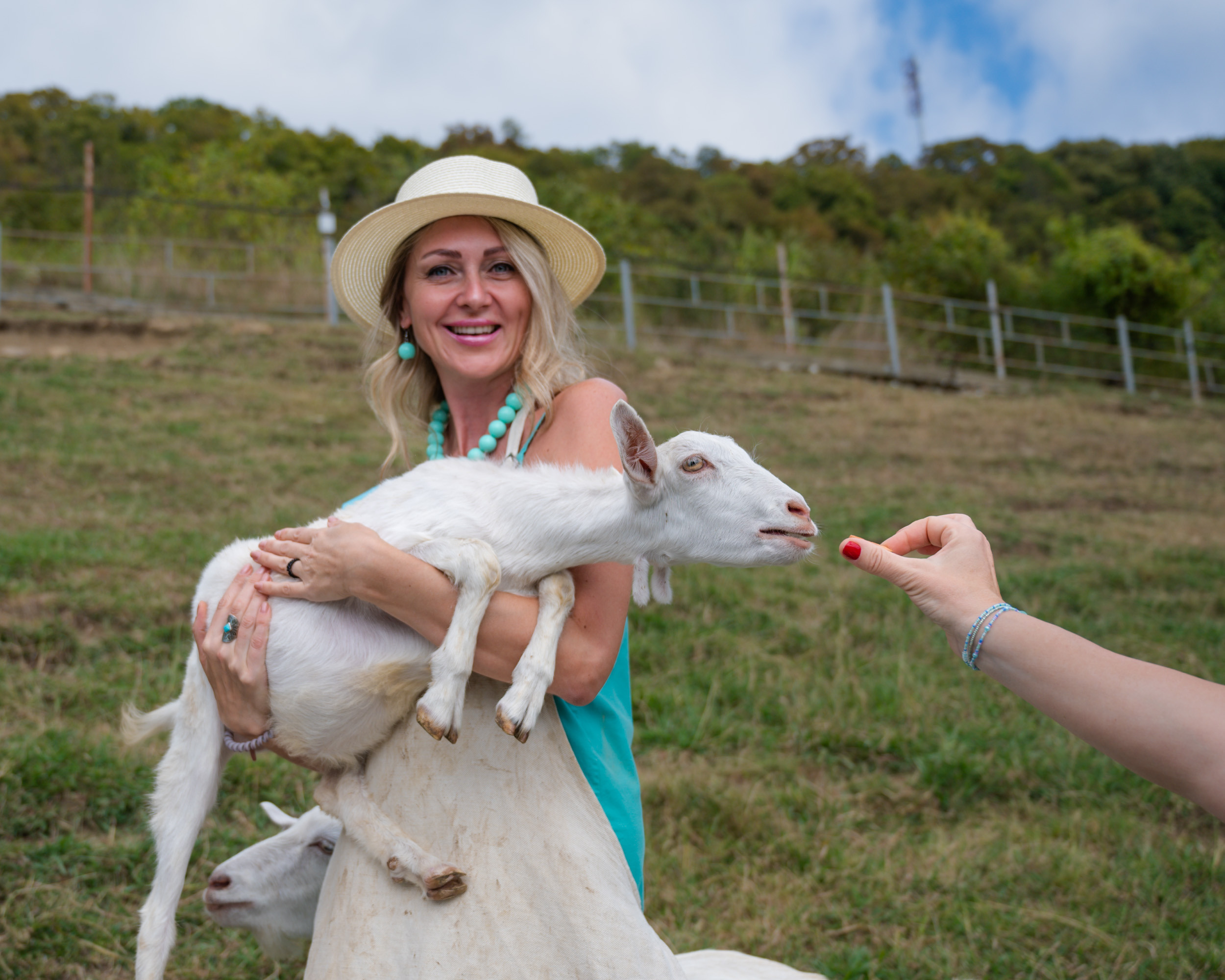Ферма «ЭКЗАРХО» 20.09.2023 г. Фотографирую счастливых людей в Сочи