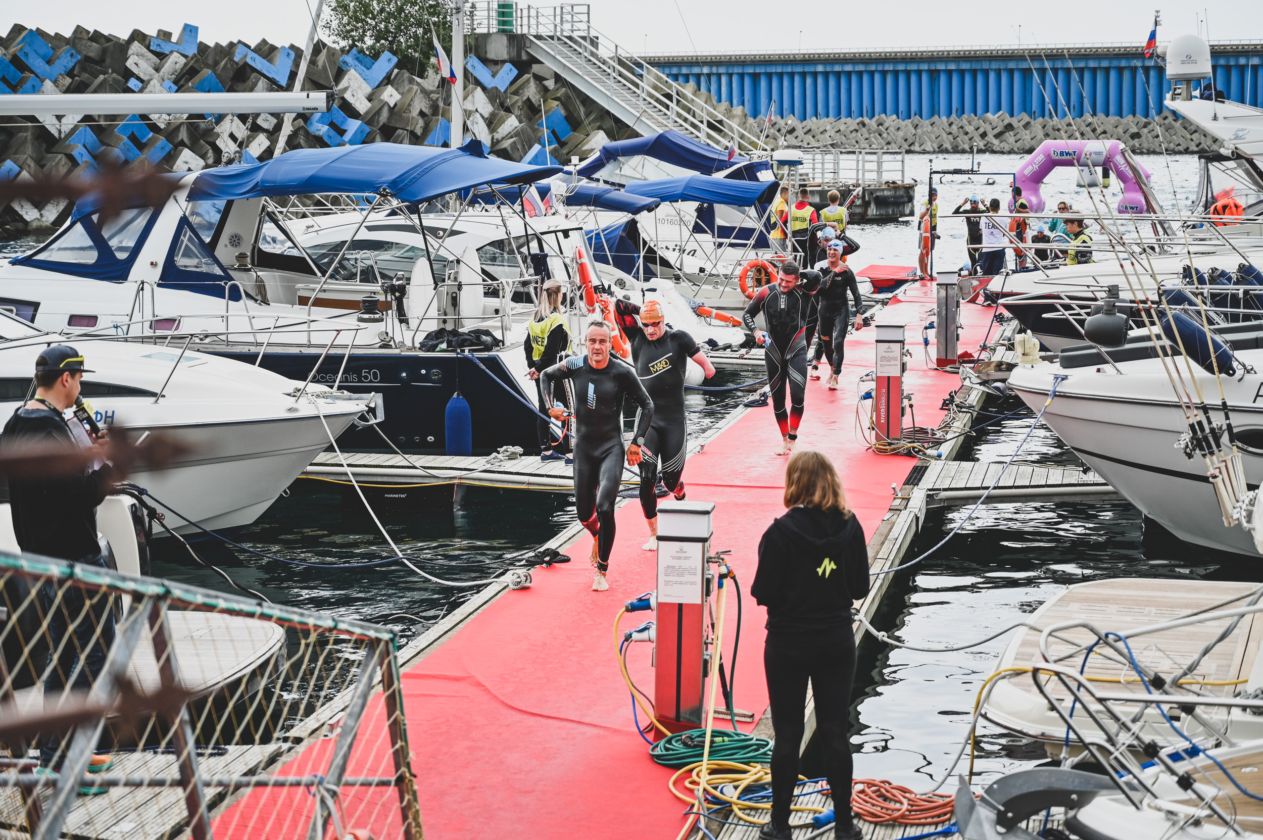 Команда «Орто-Спорт» ДЕНЬ IRONSTAR SPRINT & OLYMPIC SOCHI СИРИУС. Фотографирую счастливых людей в Сочи
