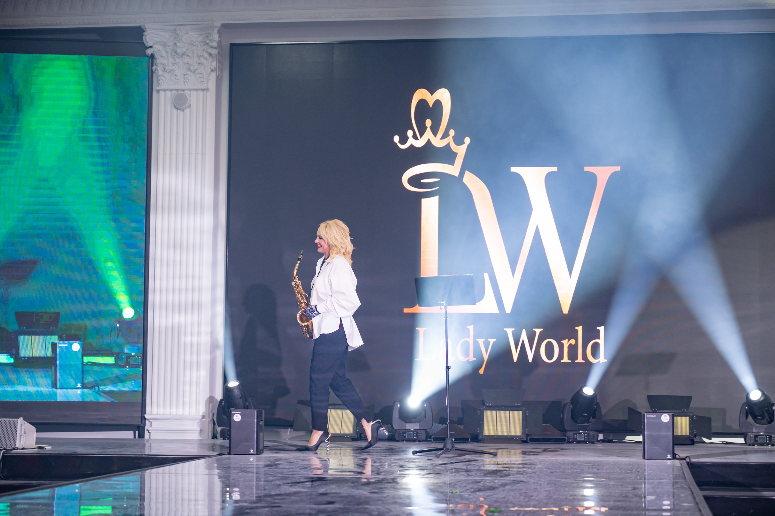 Финал конкурса красоты «LADY WORLD» 23.09.2023 в Сочи. Фотографирую счастливых людей в Сочи