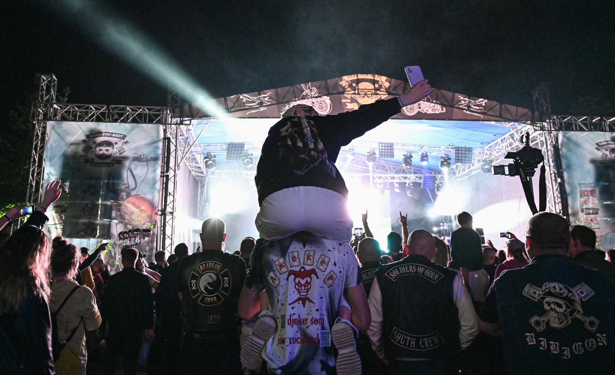 «БЕЗПОНТОВ» 27 МАЯ 2023. Фотографирую счастливых людей в Сочи