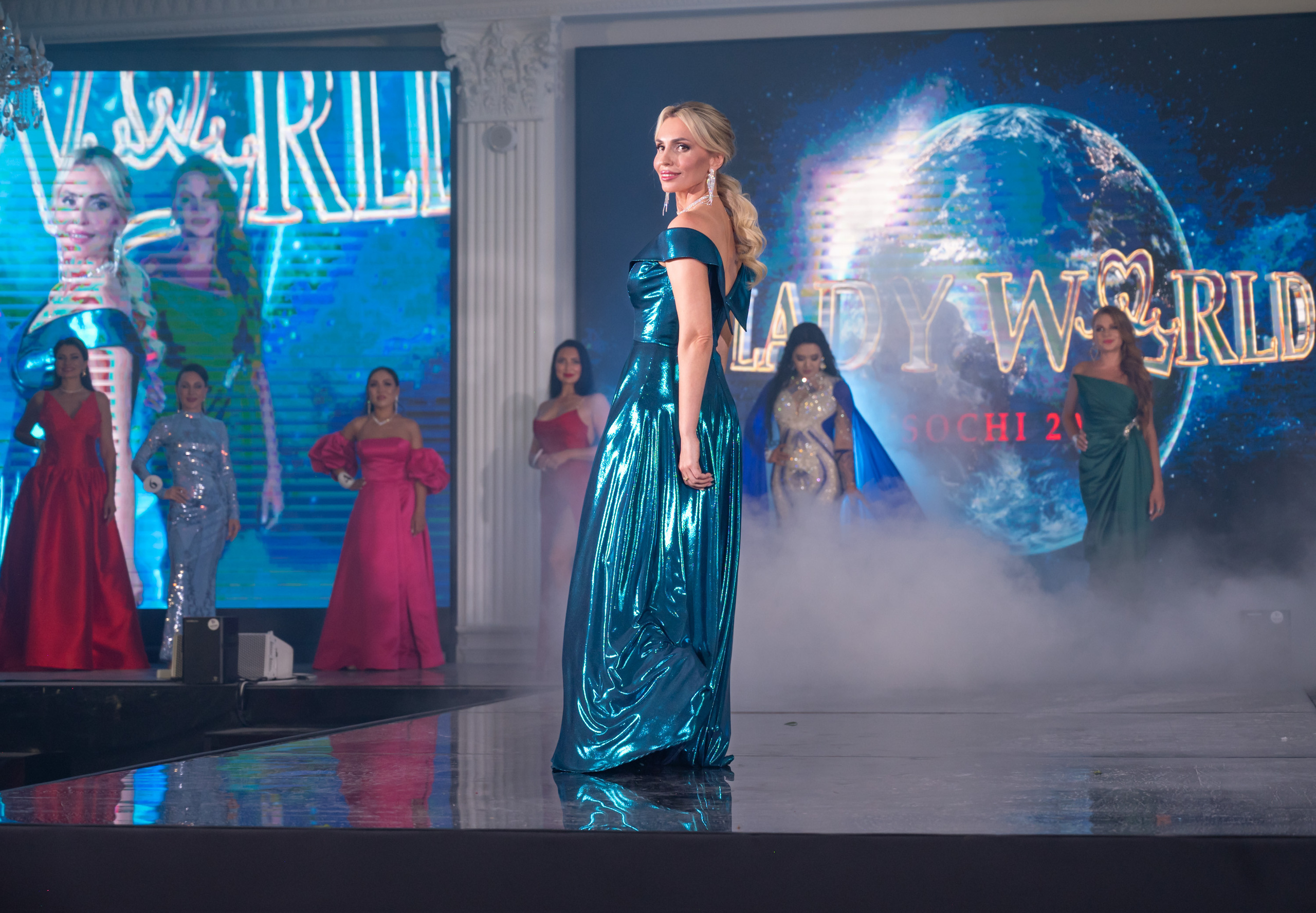 Финал конкурса красоты «LADY WORLD» 23.09.2023 в Сочи. Фотографирую счастливых людей в Сочи