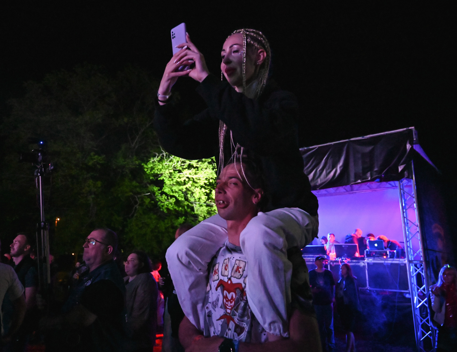 «БЕЗПОНТОВ» 27 МАЯ 2023. Фотографирую счастливых людей в Сочи