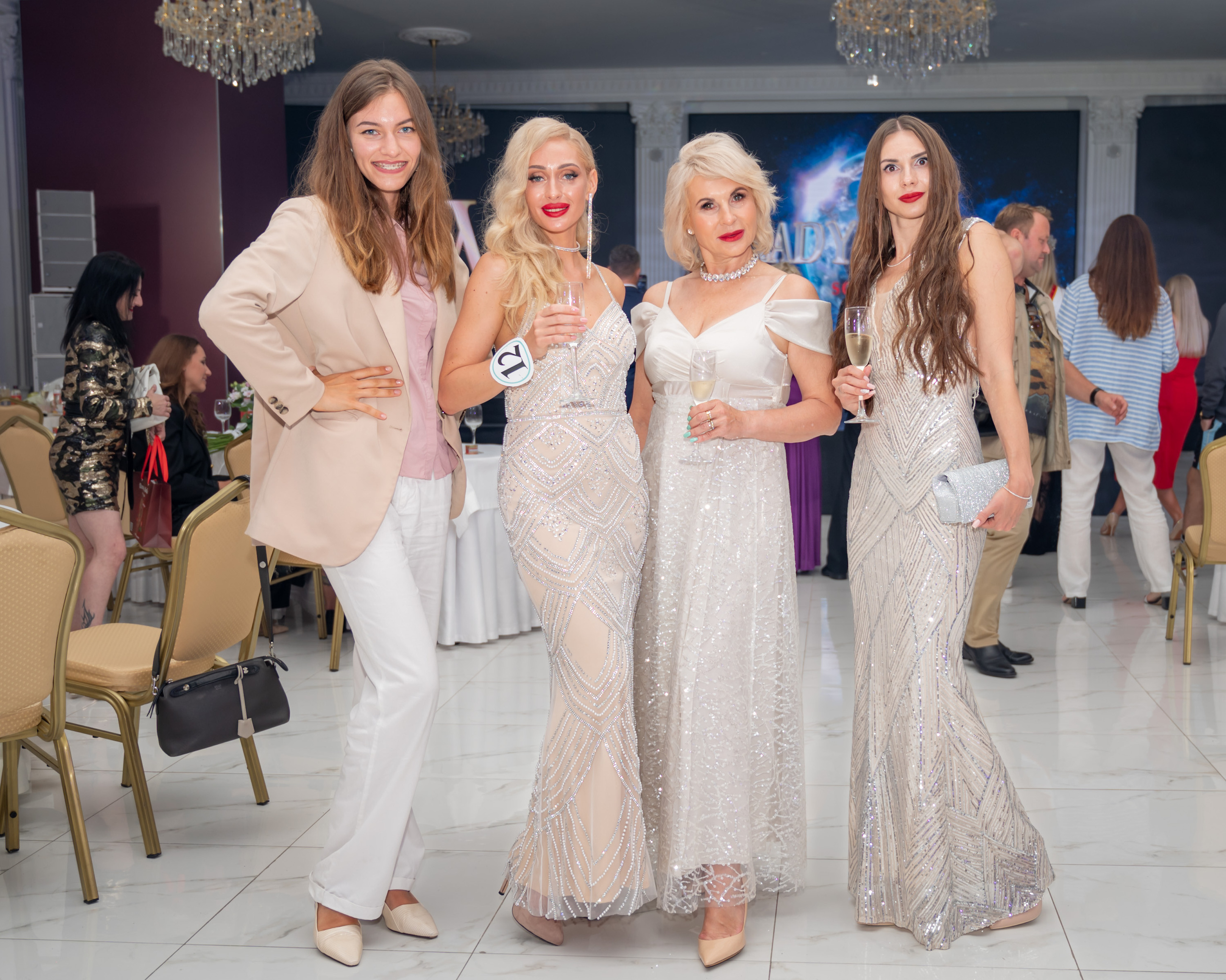 Финал конкурса красоты «LADY WORLD» 23.09.2023 в Сочи. Фотографирую счастливых людей в Сочи