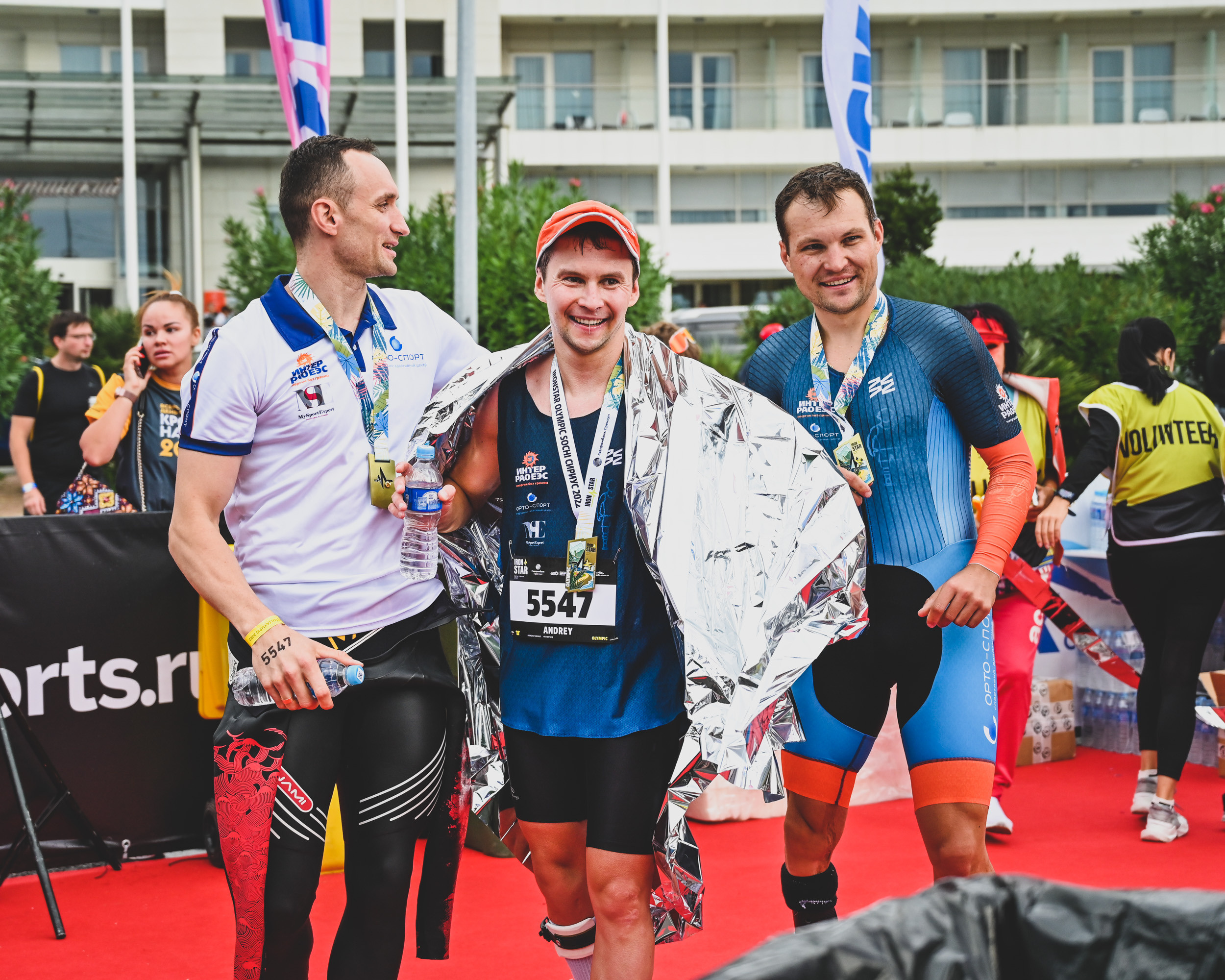 Команда «Орто-Спорт» ДЕНЬ IRONSTAR SPRINT & OLYMPIC SOCHI СИРИУС. Фотографирую счастливых людей в Сочи