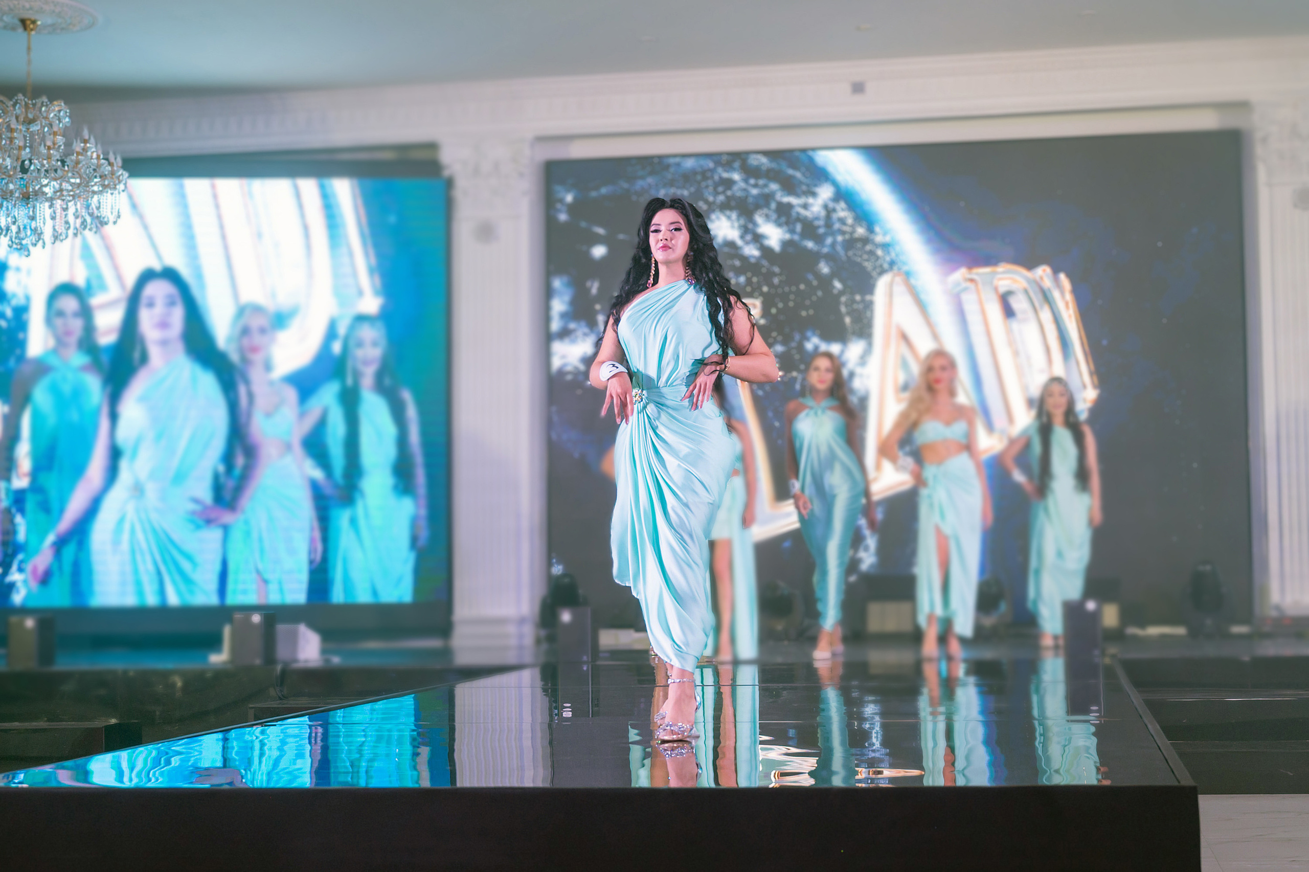 Финал конкурса красоты «LADY WORLD» 23.09.2023 в Сочи. Фотографирую счастливых людей в Сочи