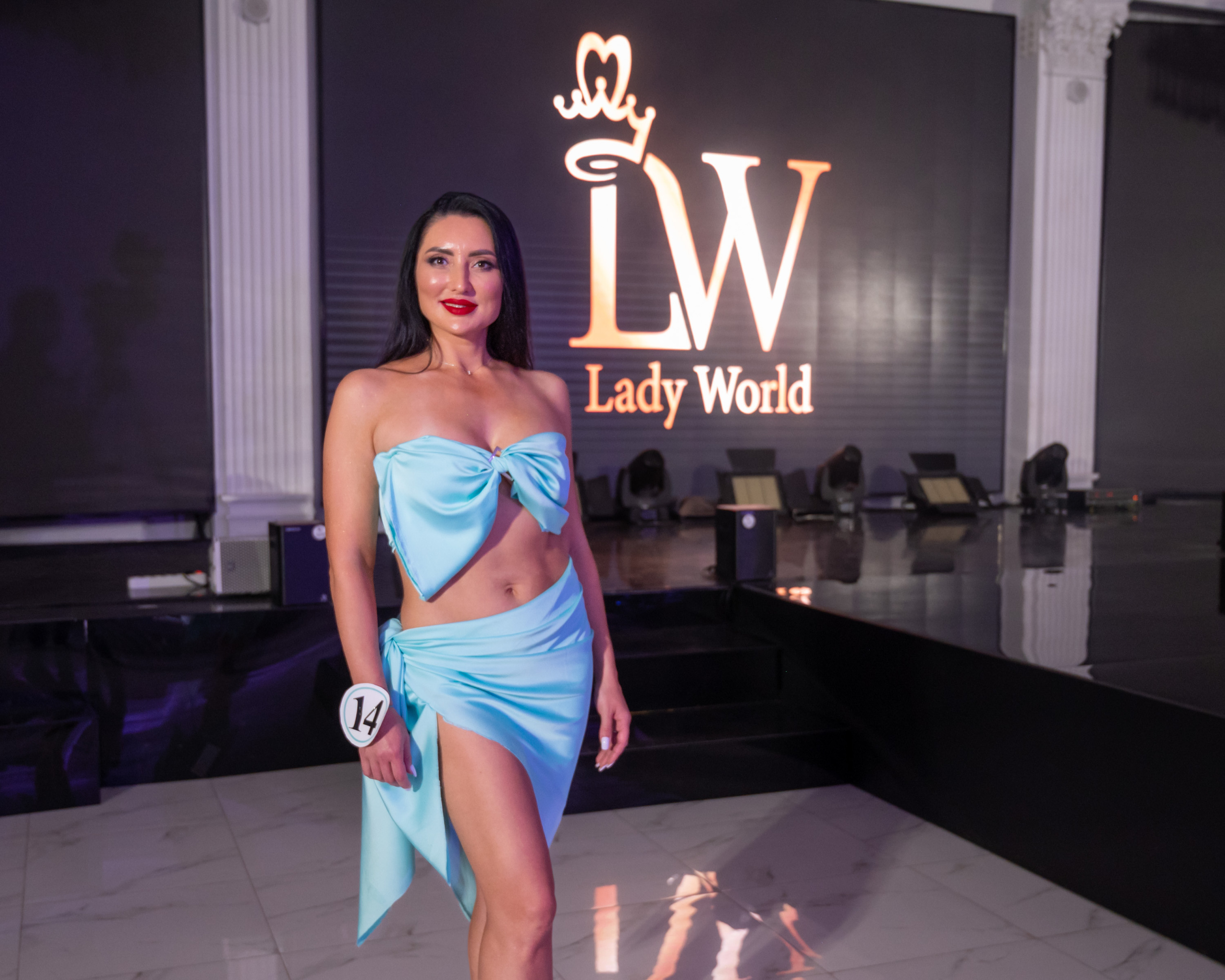 Финал конкурса красоты «LADY WORLD» 23.09.2023 в Сочи. Фотографирую счастливых людей в Сочи