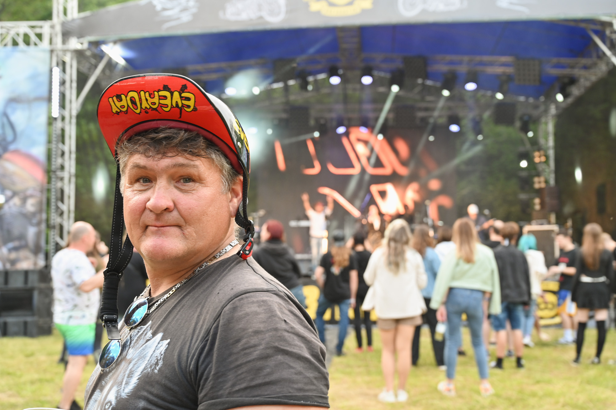 «БЕЗПОНТОВ» 26 МАЯ 2023. Фотографирую счастливых людей в Сочи