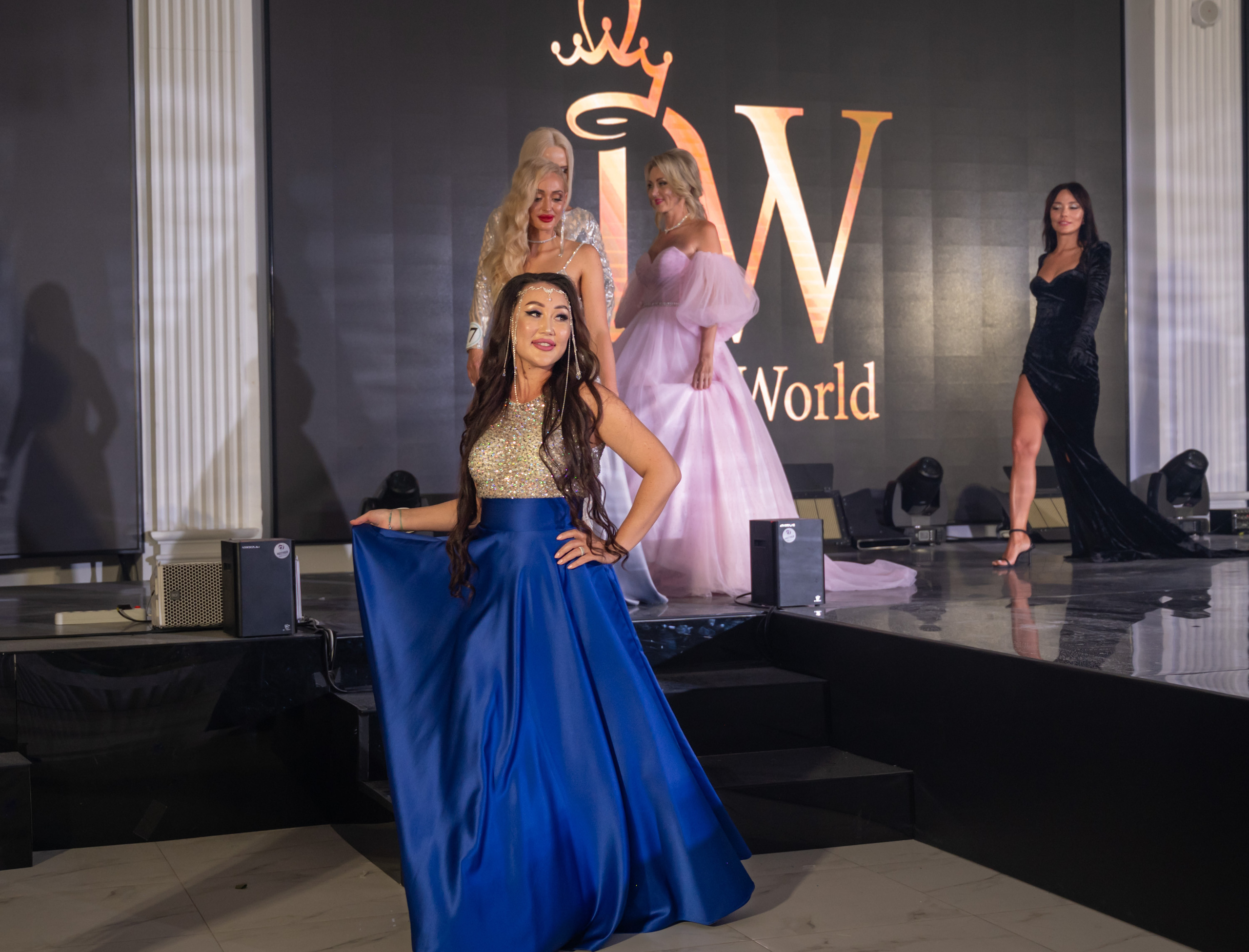 Финал конкурса красоты «LADY WORLD» 23.09.2023 в Сочи. Фотографирую счастливых людей в Сочи