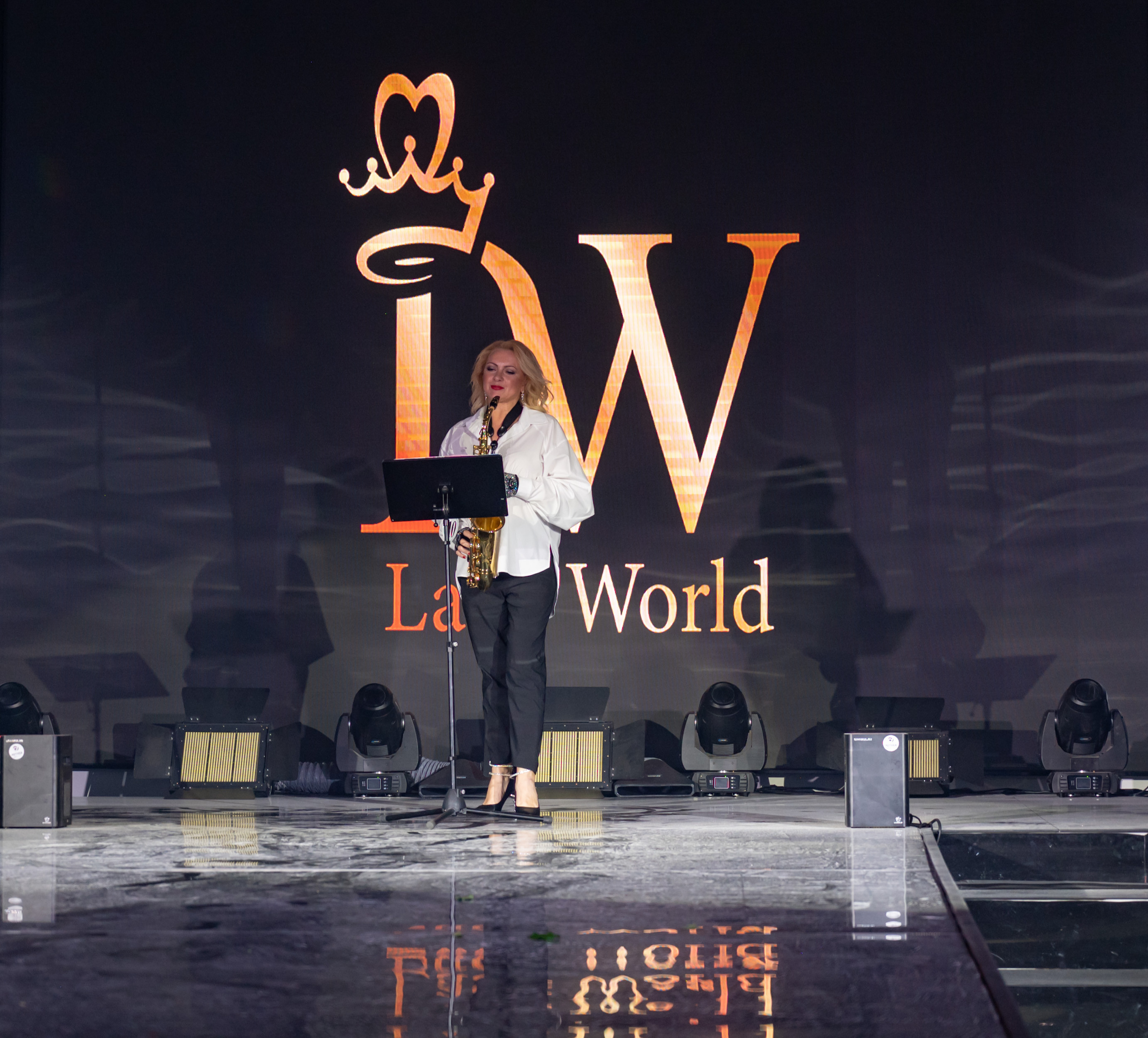 Финал конкурса красоты «LADY WORLD» 23.09.2023 в Сочи. Фотографирую счастливых людей в Сочи