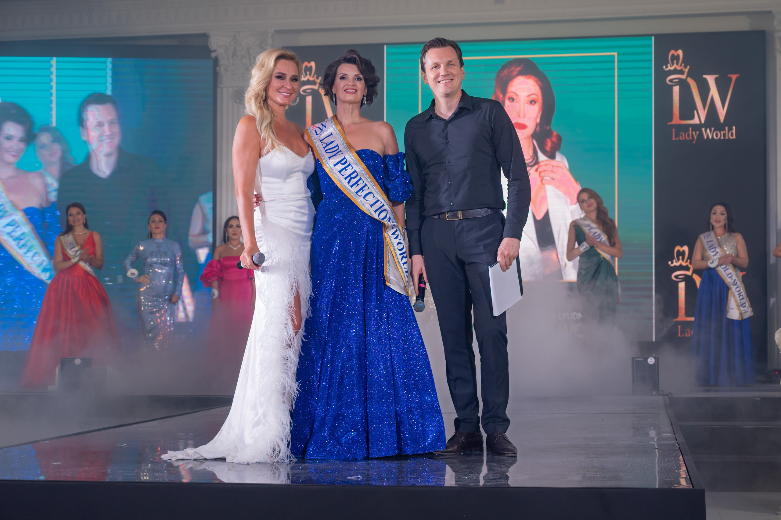 Финал конкурса красоты «LADY WORLD» 23.09.2023 в Сочи. Фотографирую счастливых людей в Сочи