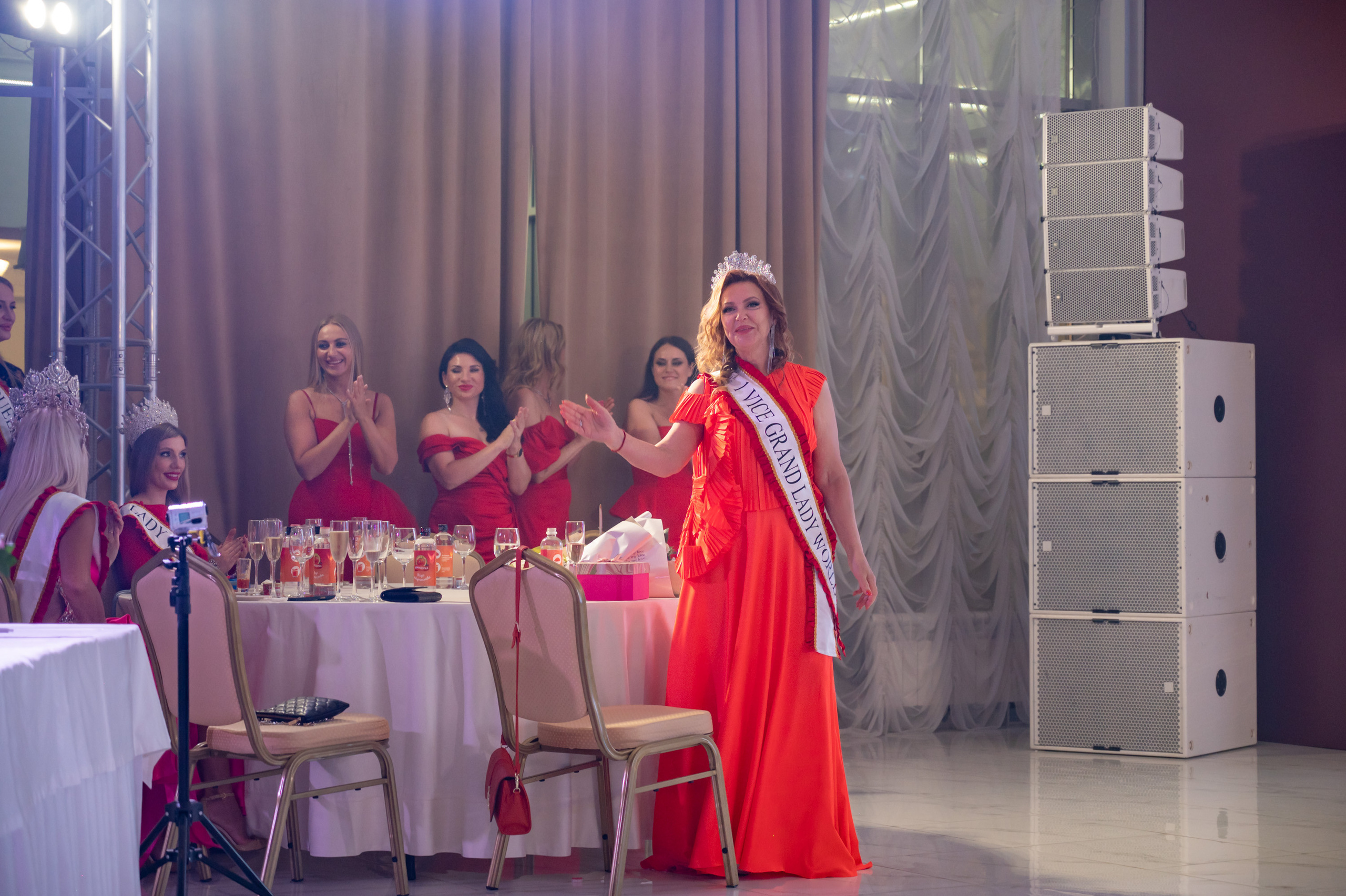 Финал конкурса красоты «LADY WORLD» 23.09.2023 в Сочи. Фотографирую счастливых людей в Сочи