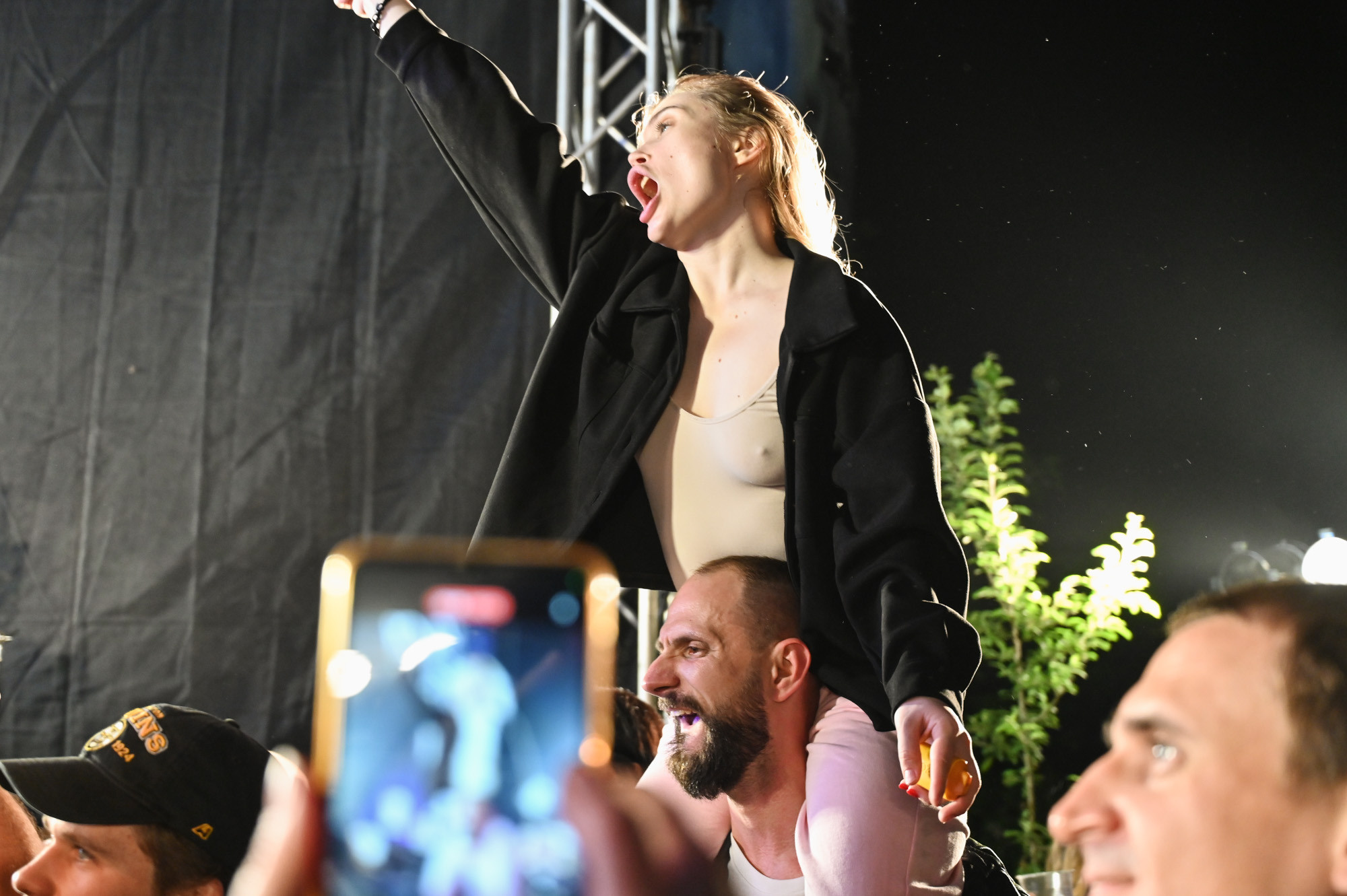 «БЕЗПОНТОВ» 26 МАЯ 2023. Фотографирую счастливых людей в Сочи