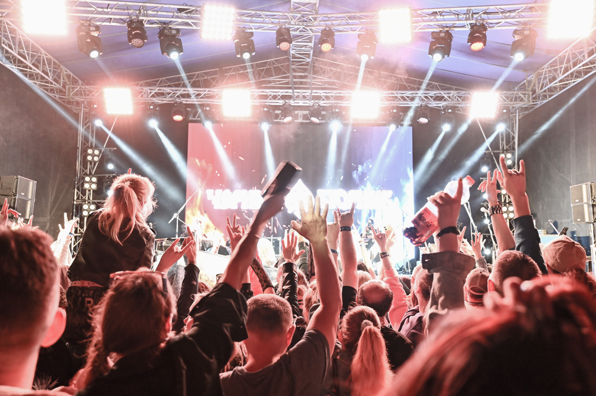 «БЕЗПОНТОВ» 27 МАЯ 2023. Фотографирую счастливых людей в Сочи