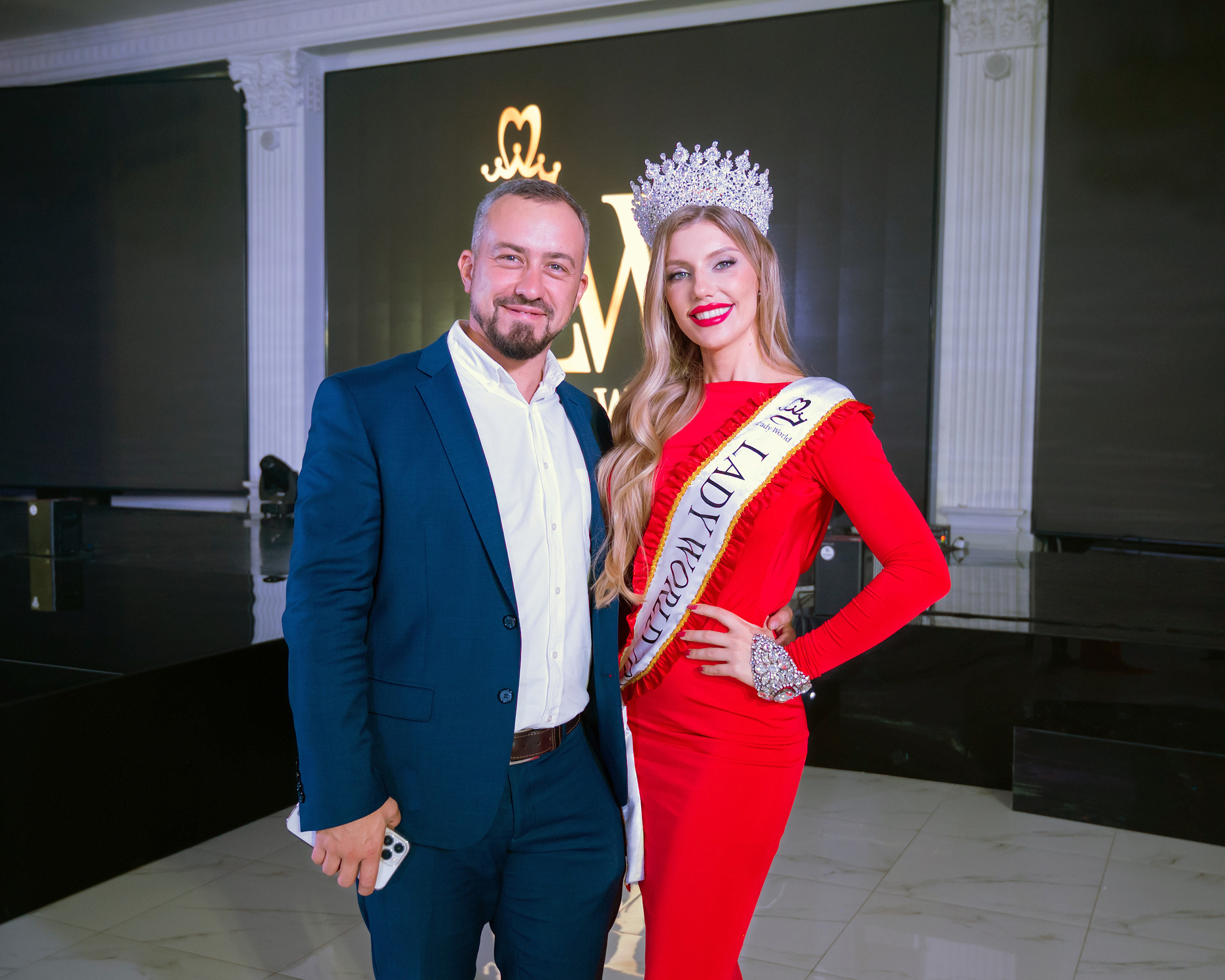 Финал конкурса красоты «LADY WORLD» 23.09.2023 в Сочи. Фотографирую счастливых людей в Сочи