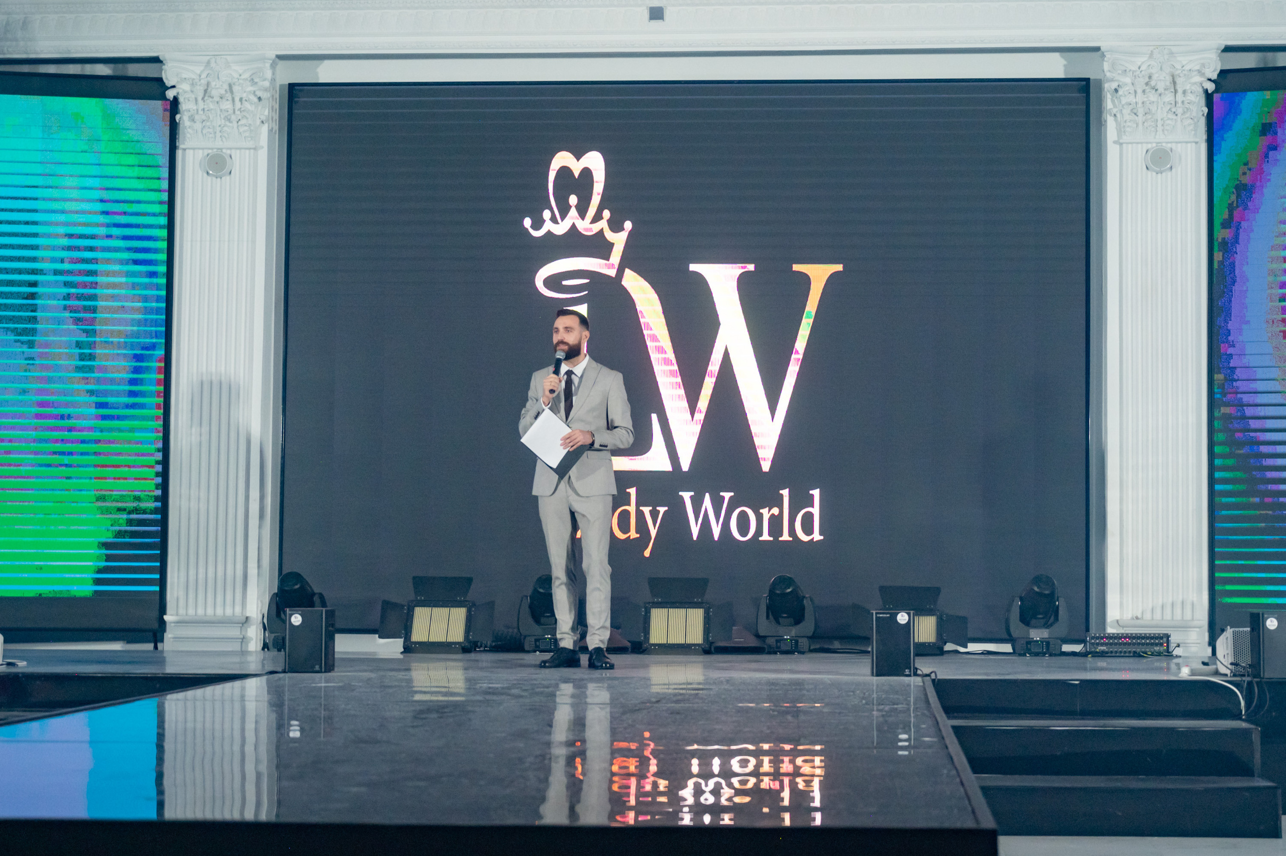 Финал конкурса красоты «LADY WORLD» 23.09.2023 в Сочи. Фотографирую счастливых людей в Сочи