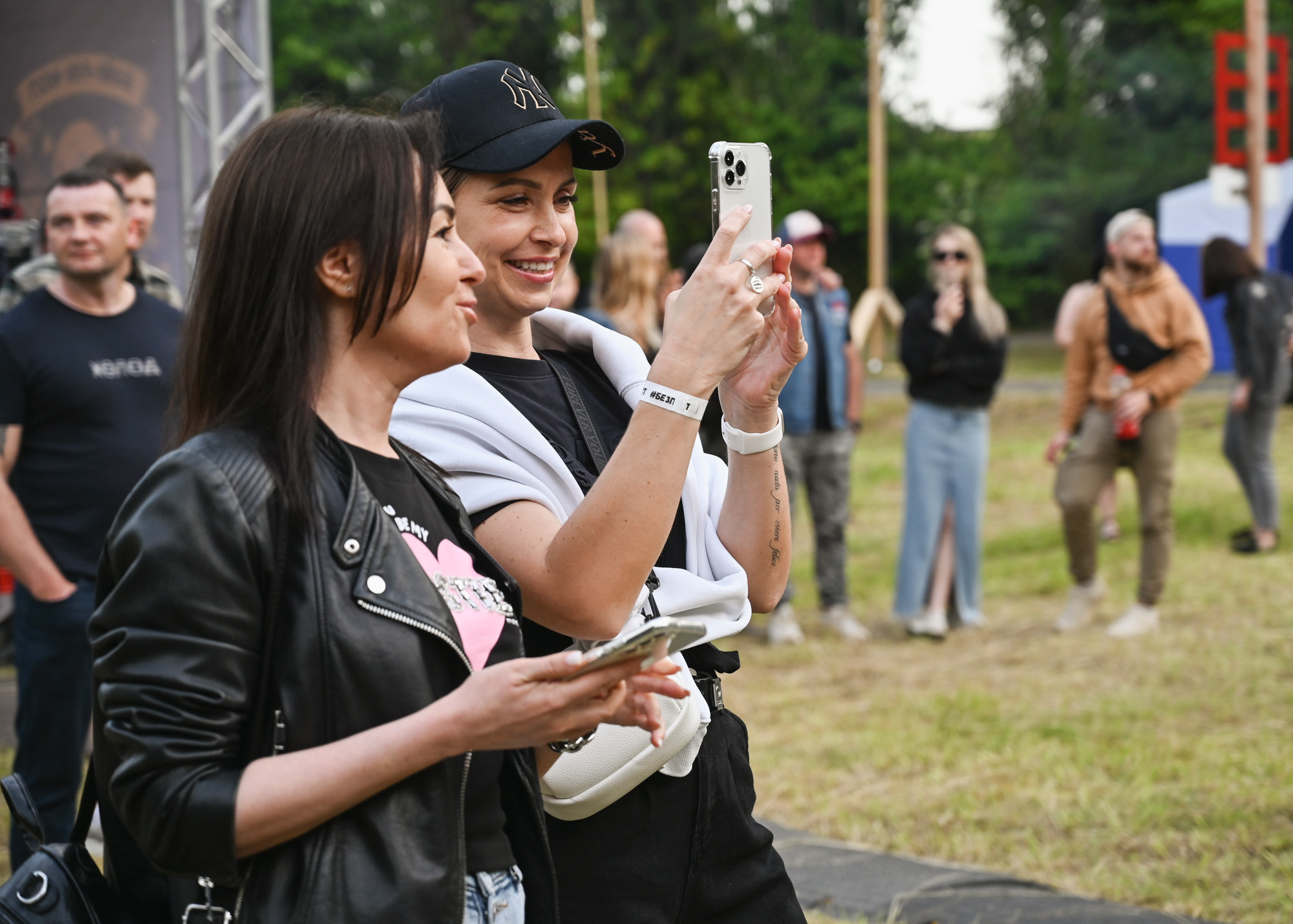 «БЕЗПОНТОВ» 26 МАЯ 2023. Фотографирую счастливых людей в Сочи