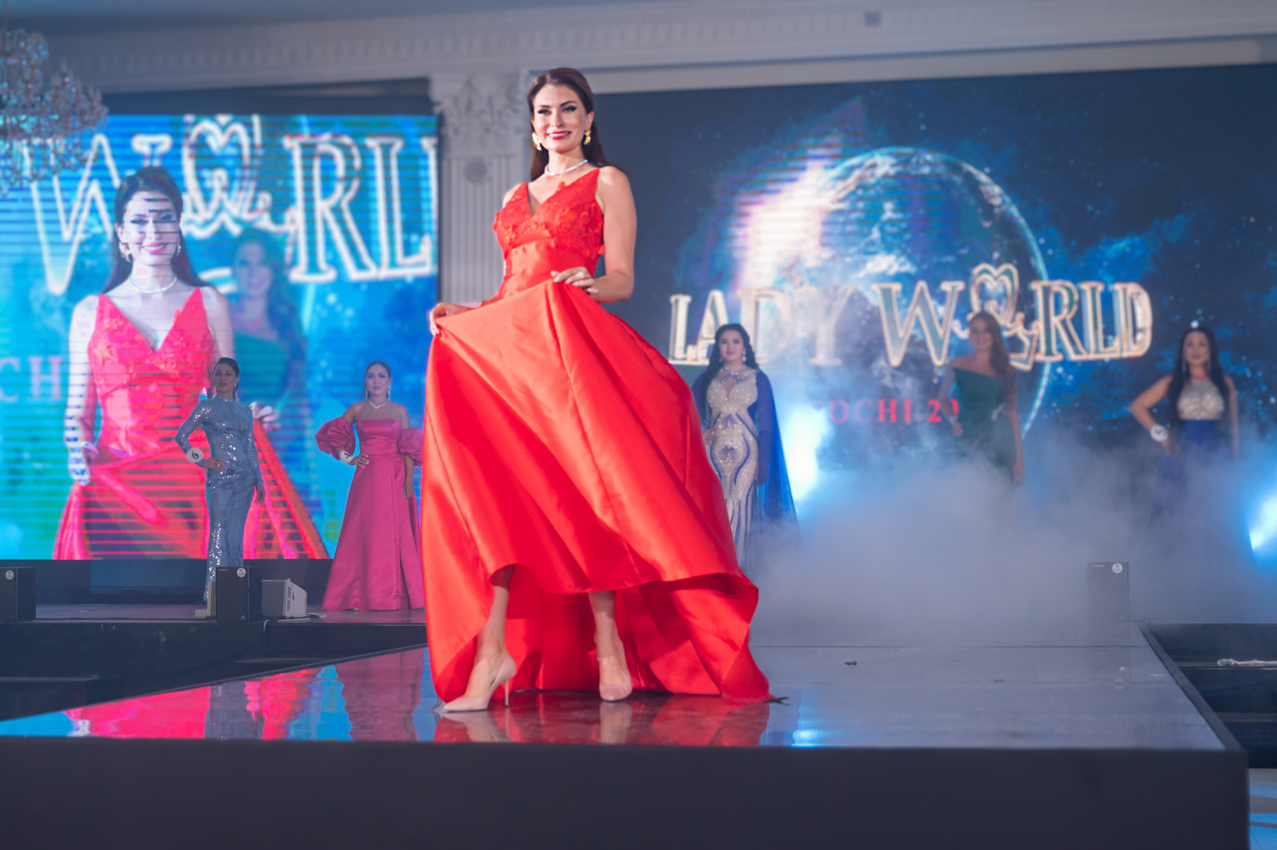 Финал конкурса красоты «LADY WORLD» 23.09.2023 в Сочи. Фотографирую счастливых людей в Сочи