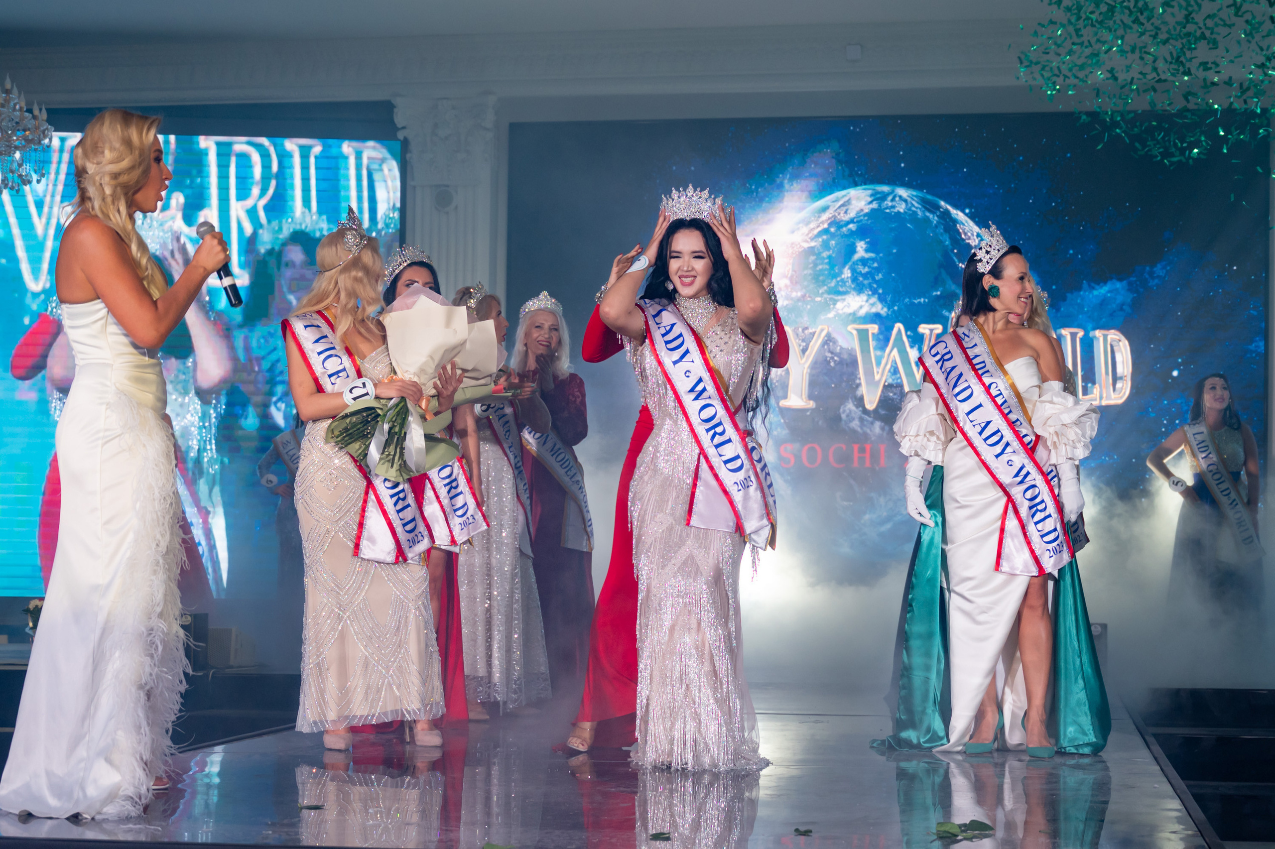 Финал конкурса красоты «LADY WORLD» 23.09.2023 в Сочи. Фотографирую счастливых людей в Сочи