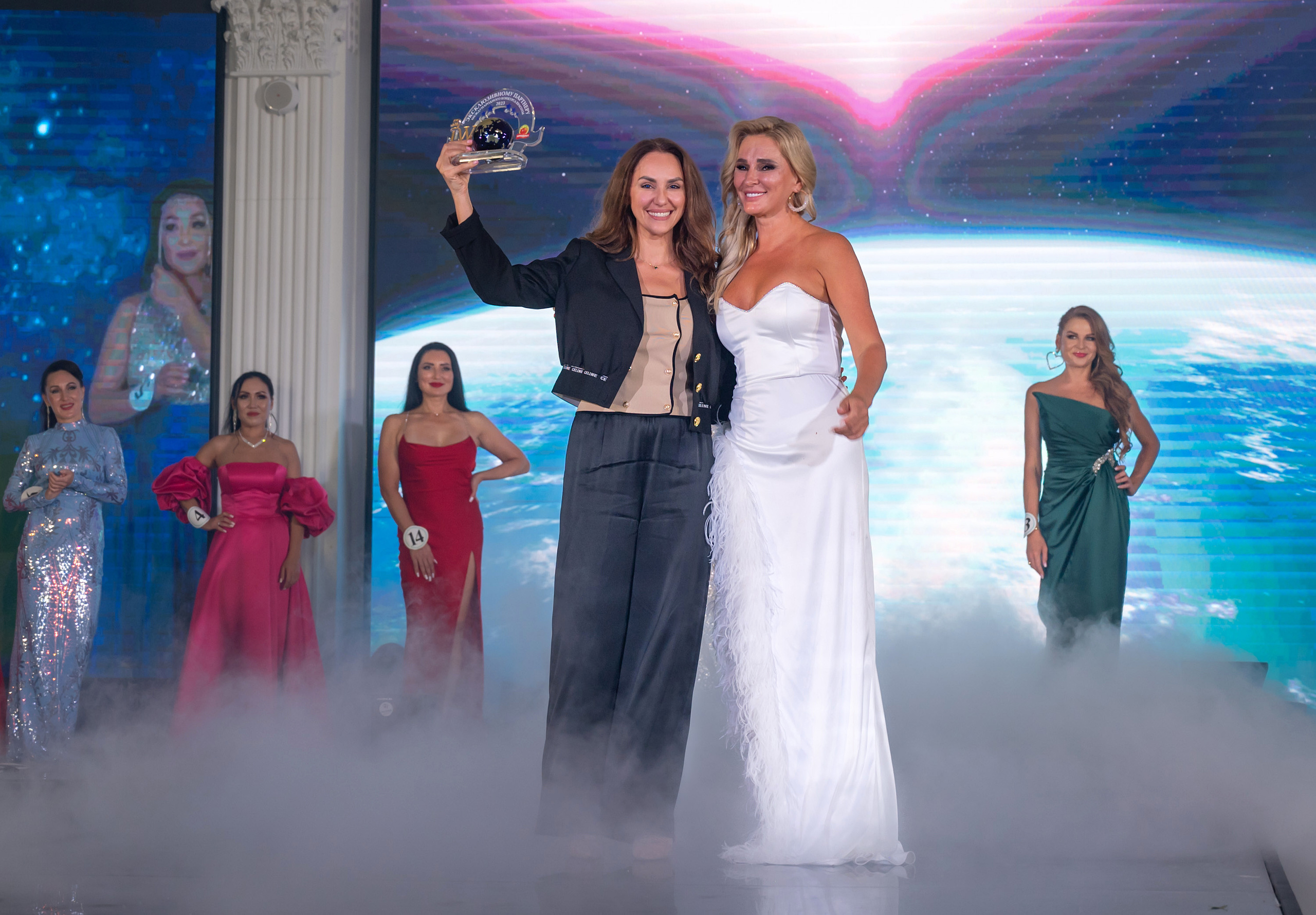 Финал конкурса красоты «LADY WORLD» 23.09.2023 в Сочи. Фотографирую счастливых людей в Сочи