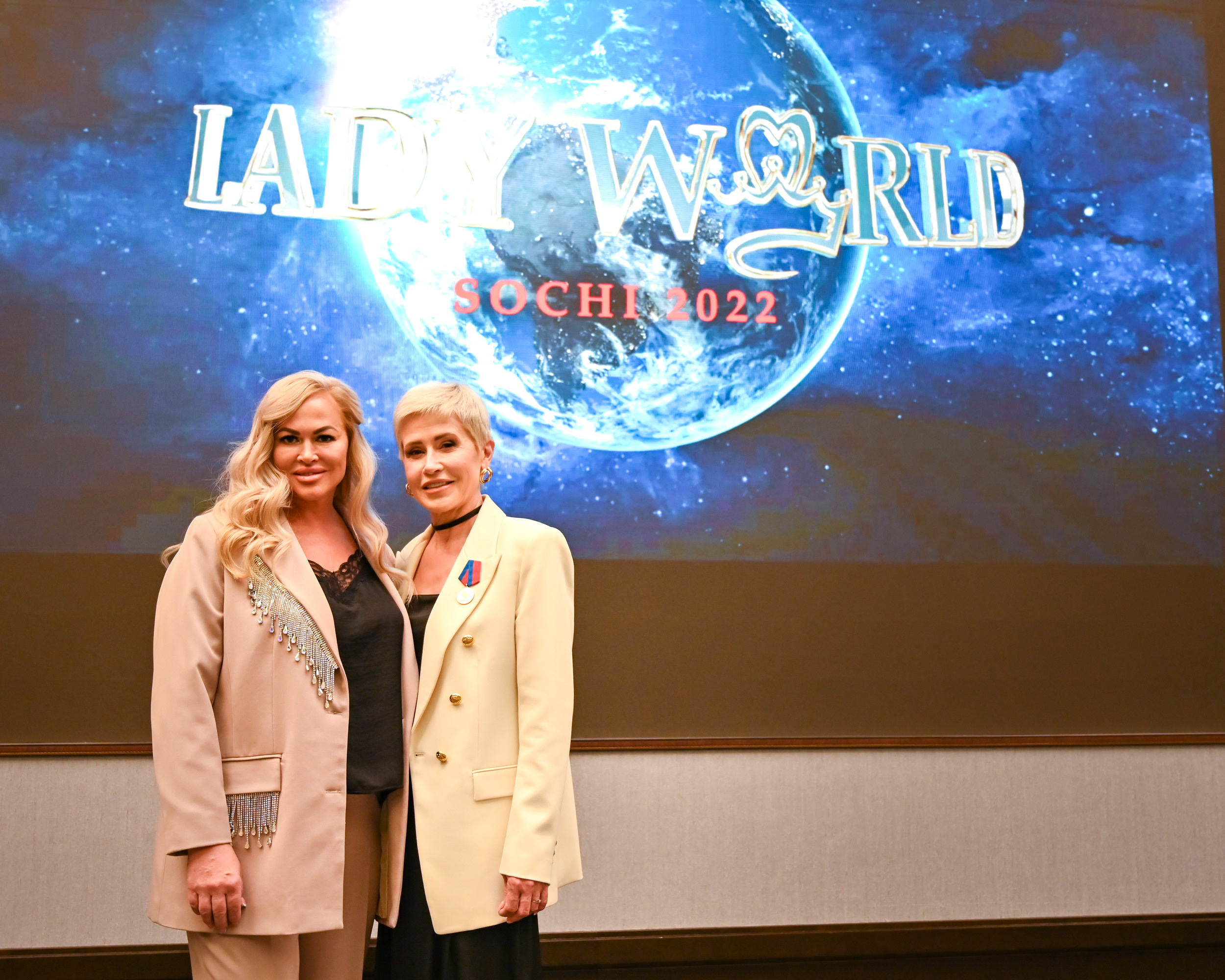 Церемония Открытия Конкурса красоты " ВИЗИТКА» 2022. Фотографирую счастливых людей в Сочи