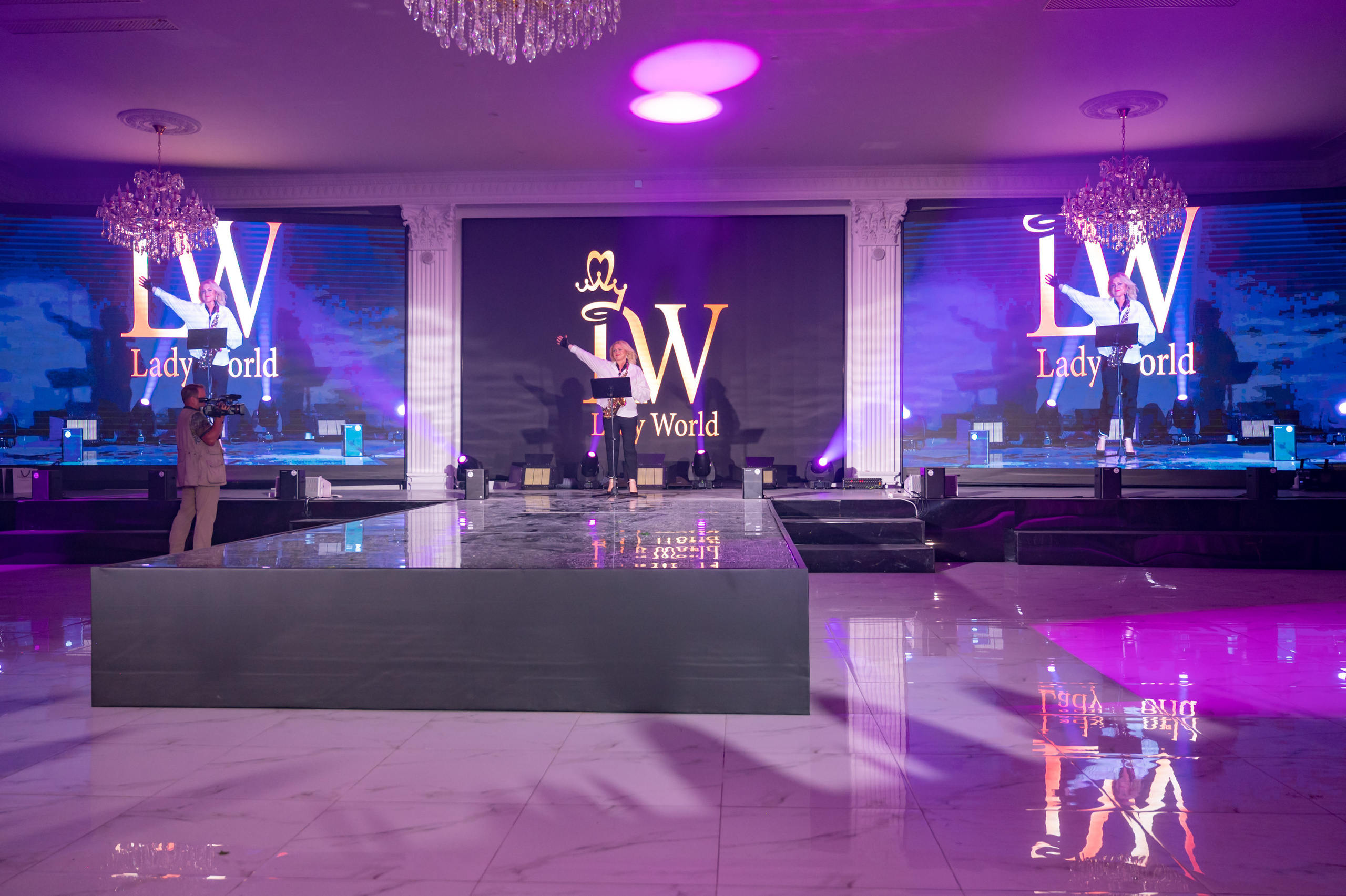 Финал конкурса красоты «LADY WORLD» 23.09.2023 в Сочи. Фотографирую счастливых людей в Сочи