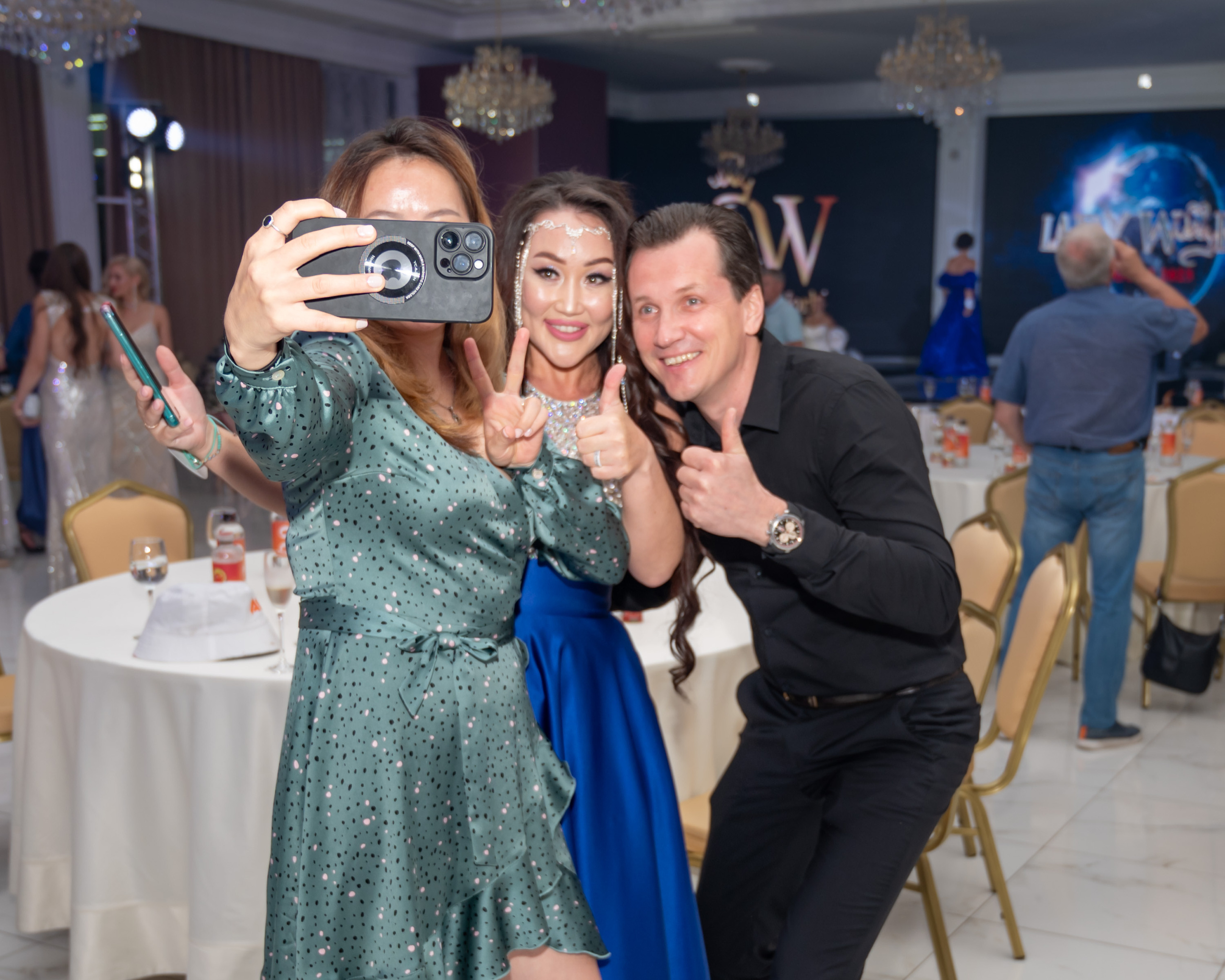 Финал конкурса красоты «LADY WORLD» 23.09.2023 в Сочи. Фотографирую счастливых людей в Сочи