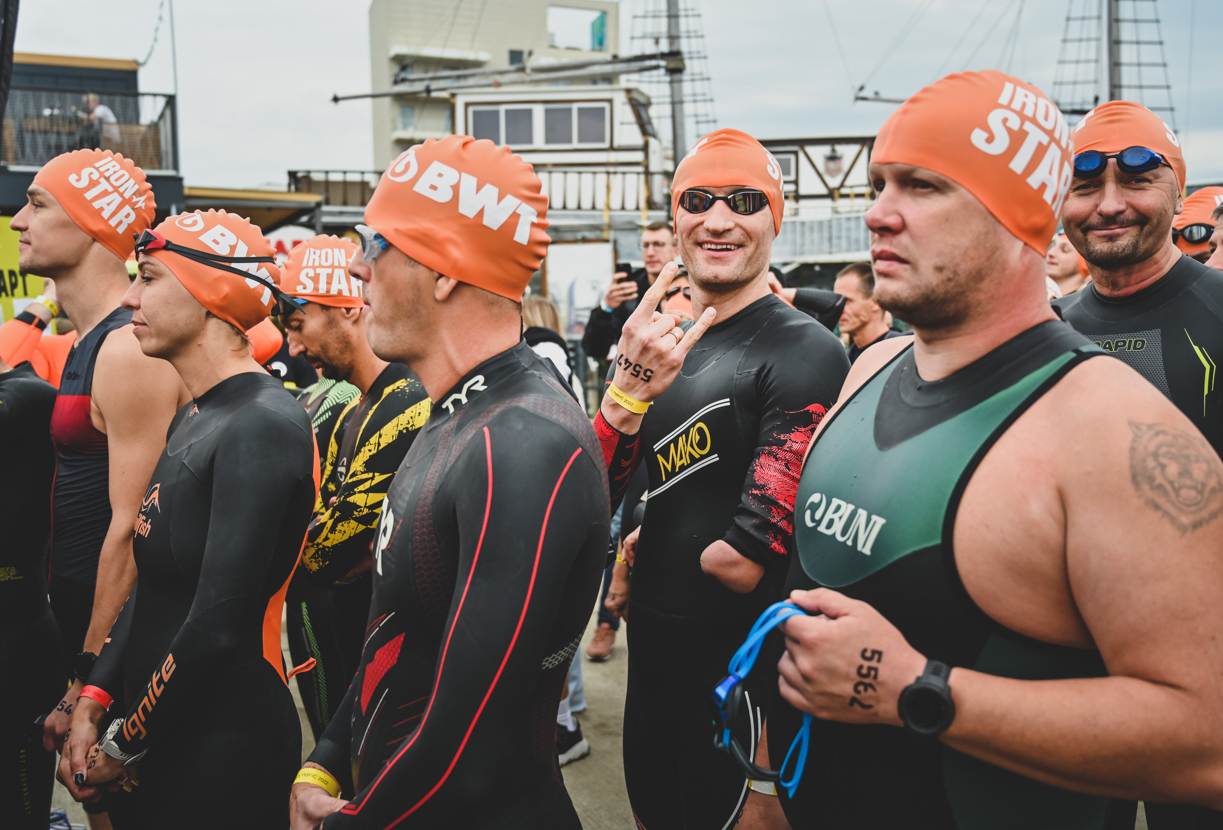 Команда «Орто-Спорт» ДЕНЬ IRONSTAR SPRINT & OLYMPIC SOCHI СИРИУС. Фотографирую счастливых людей в Сочи