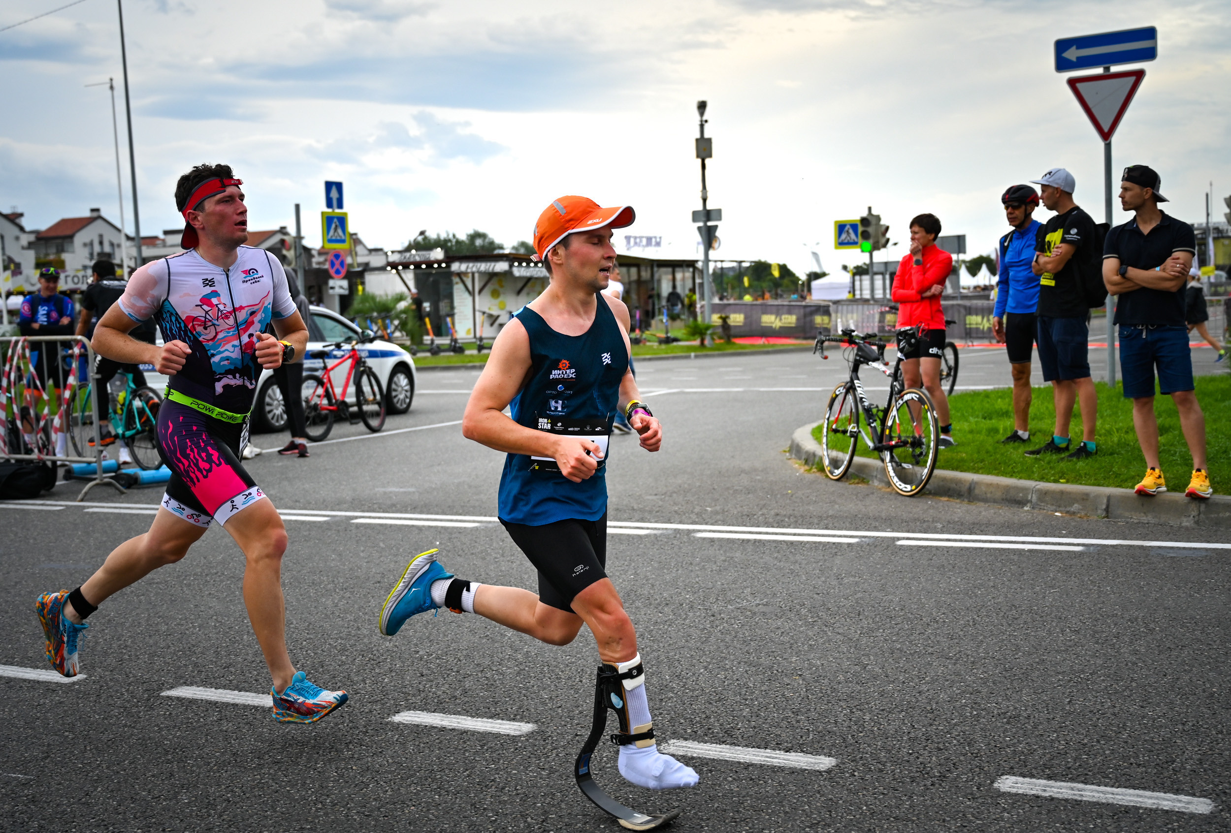 Команда «Орто-Спорт» ДЕНЬ IRONSTAR SPRINT & OLYMPIC SOCHI СИРИУС. Фотографирую счастливых людей в Сочи