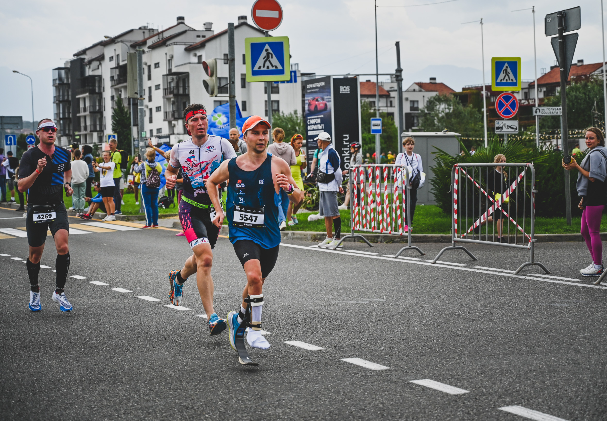 Команда «Орто-Спорт» ДЕНЬ IRONSTAR SPRINT & OLYMPIC SOCHI СИРИУС. Фотографирую счастливых людей в Сочи