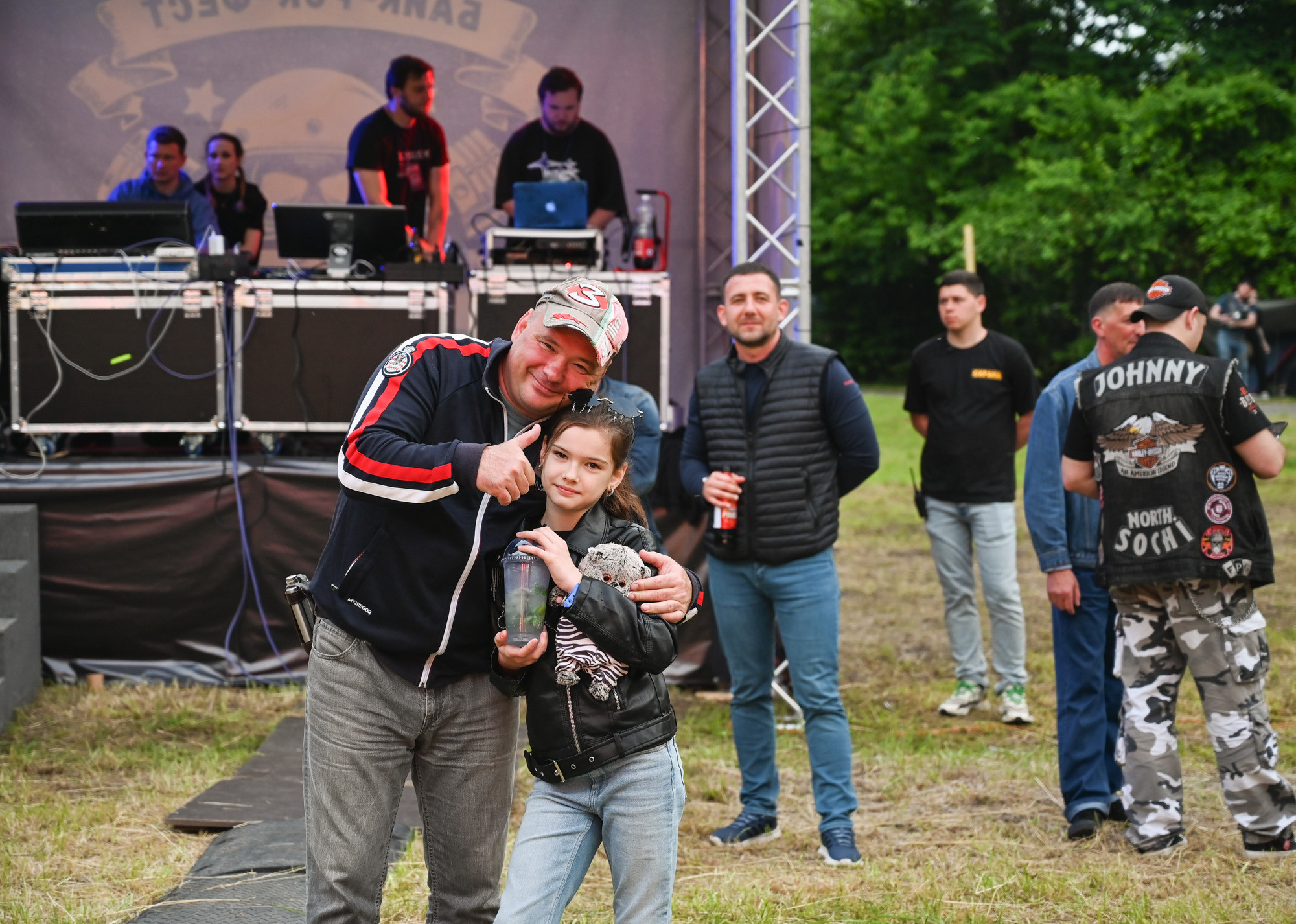 «БЕЗПОНТОВ» 26 МАЯ 2023. Фотографирую счастливых людей в Сочи