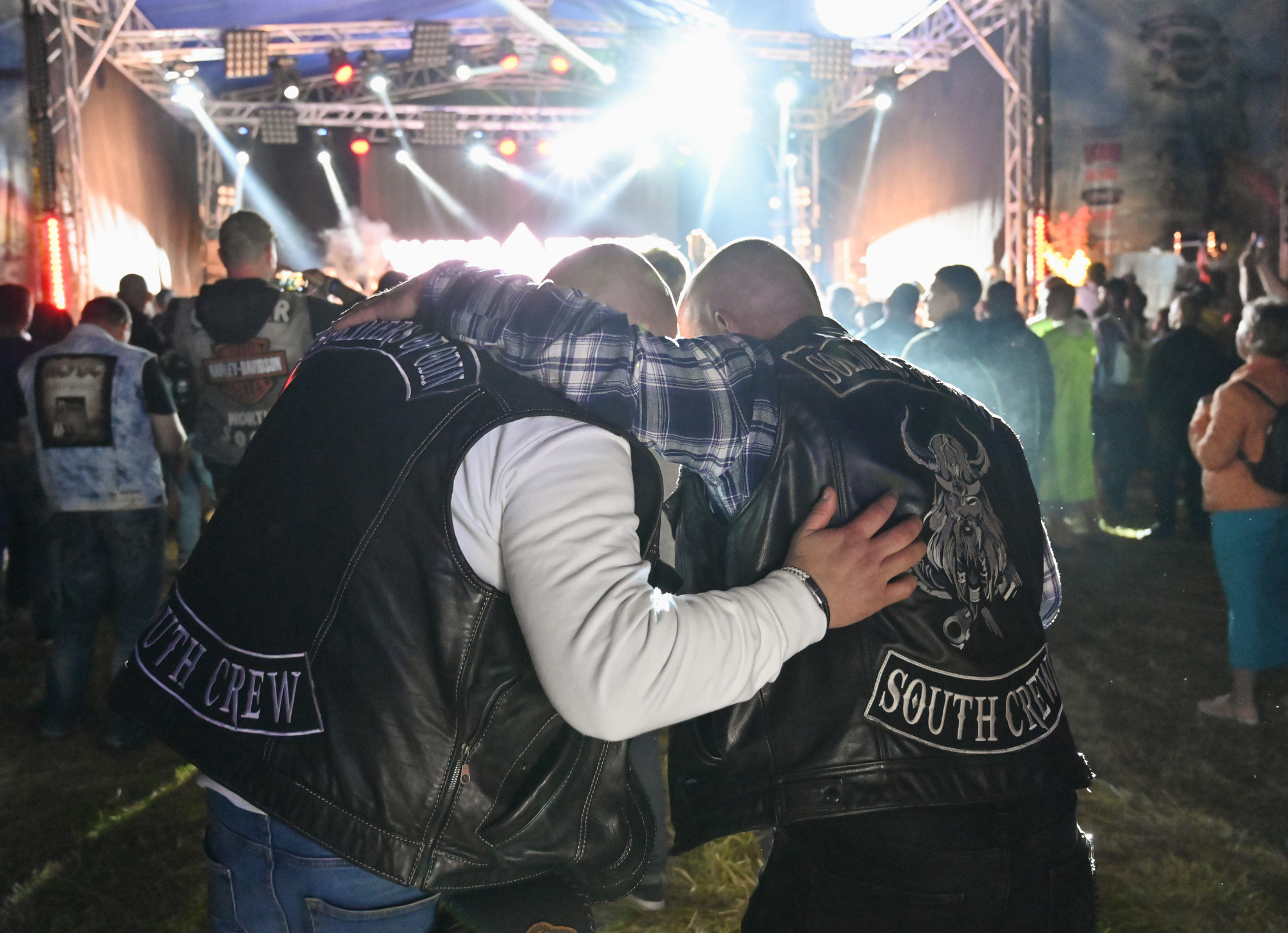 «БЕЗПОНТОВ» 27 МАЯ 2023. Фотографирую счастливых людей в Сочи