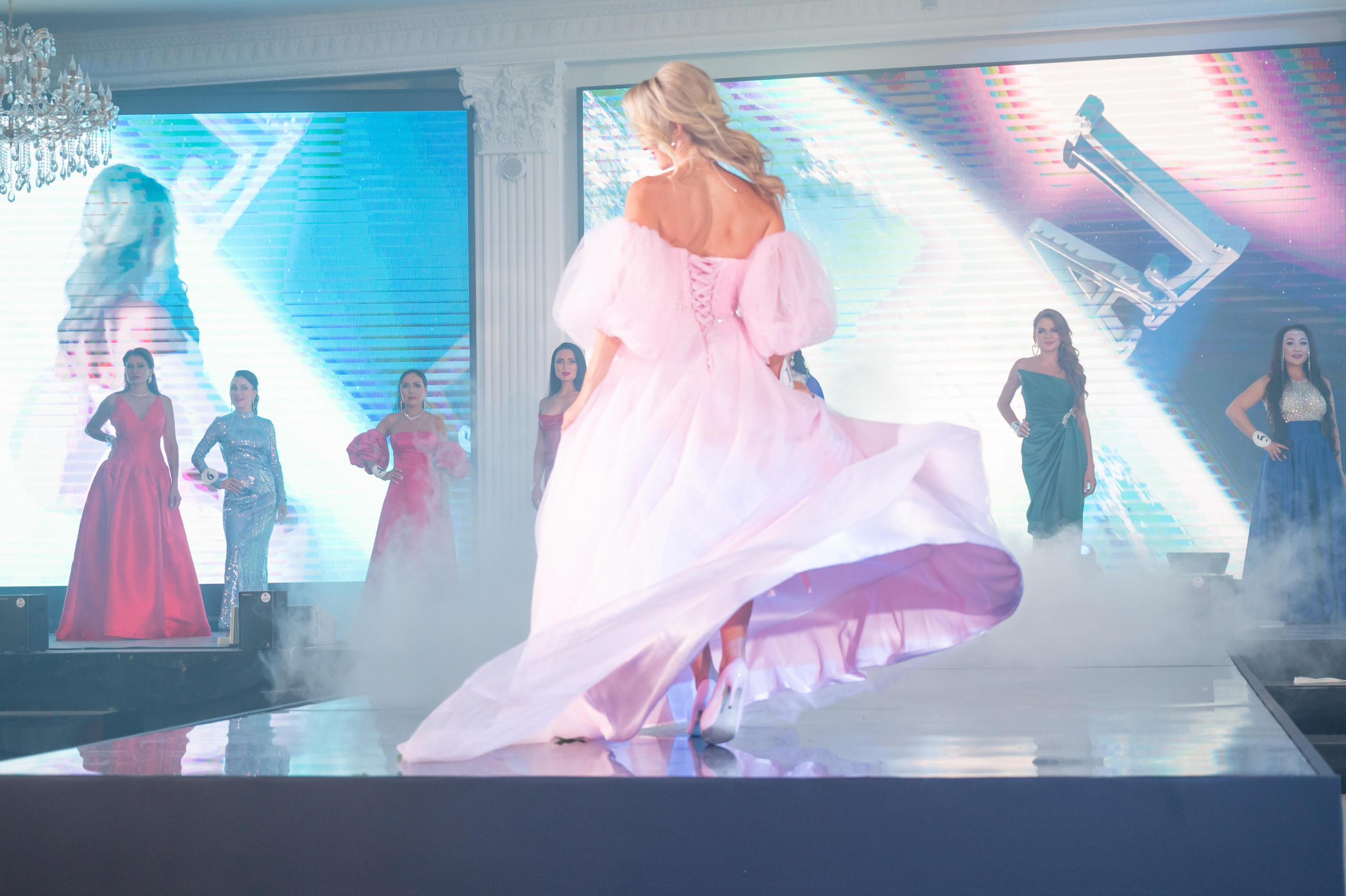 Финал конкурса красоты «LADY WORLD» 23.09.2023 в Сочи. Фотографирую счастливых людей в Сочи