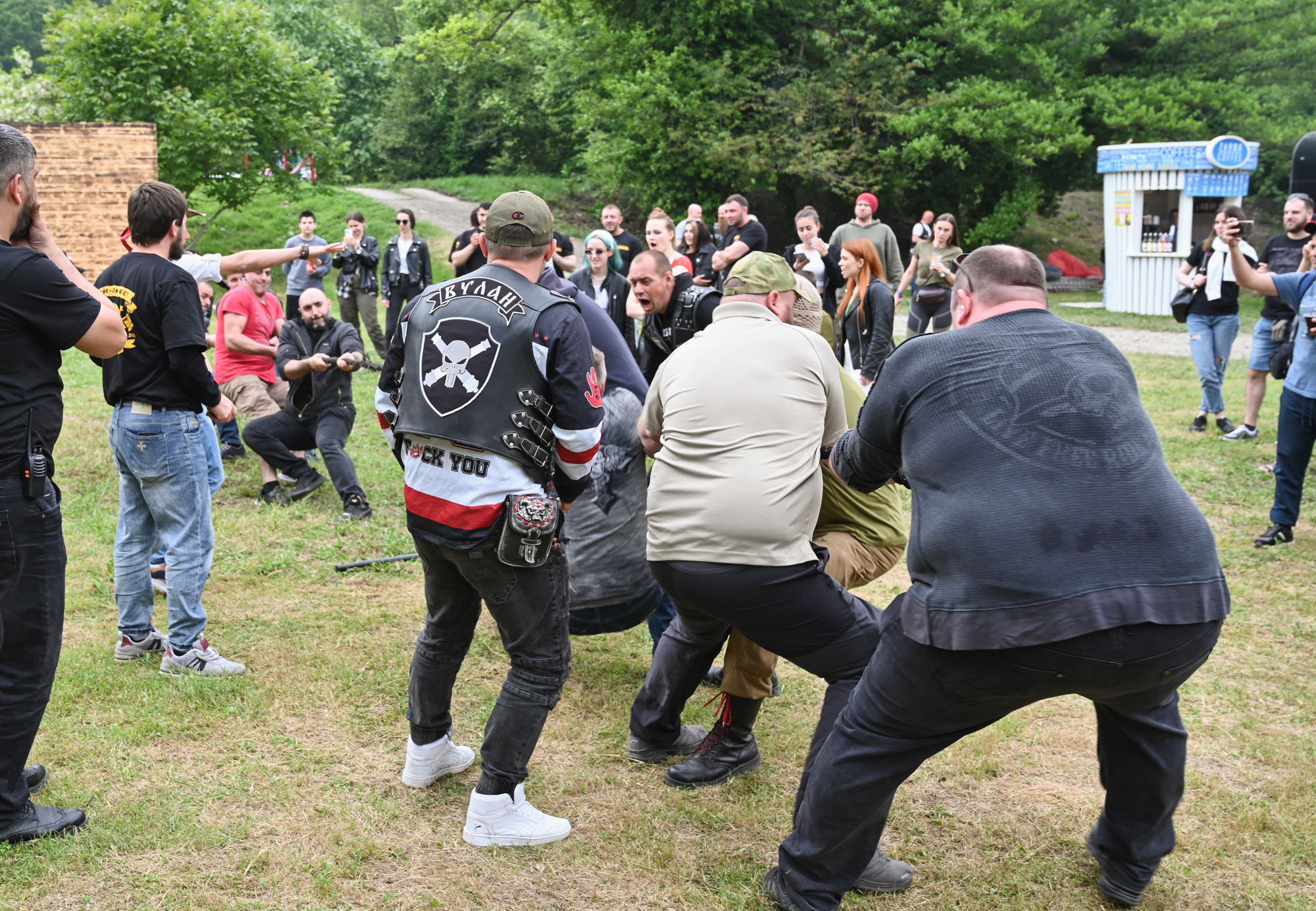 «БЕЗПОНТОВ» 26 МАЯ 2023. Фотографирую счастливых людей в Сочи