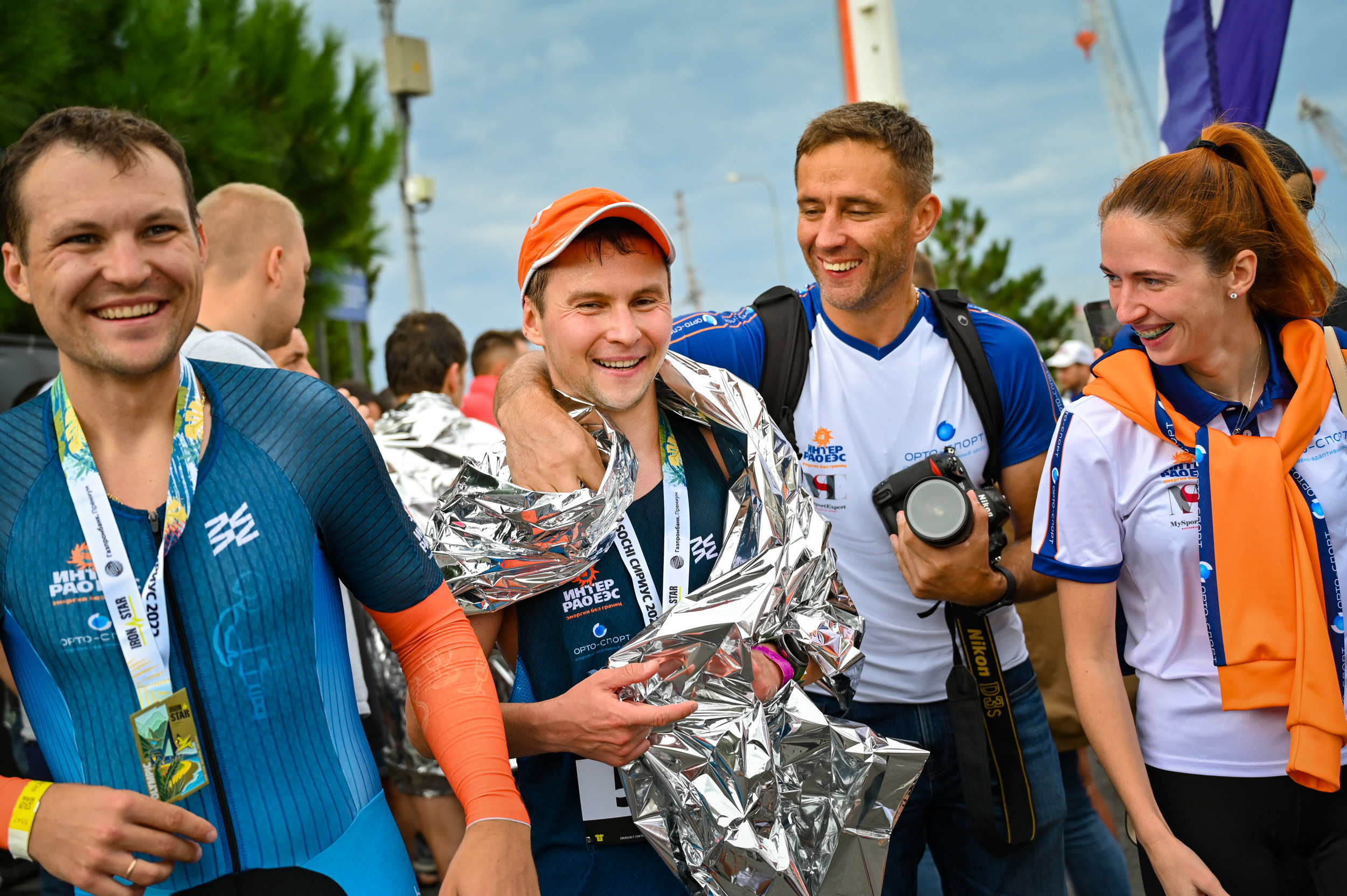 Команда «Орто-Спорт» ДЕНЬ IRONSTAR SPRINT & OLYMPIC SOCHI СИРИУС. Фотографирую счастливых людей в Сочи